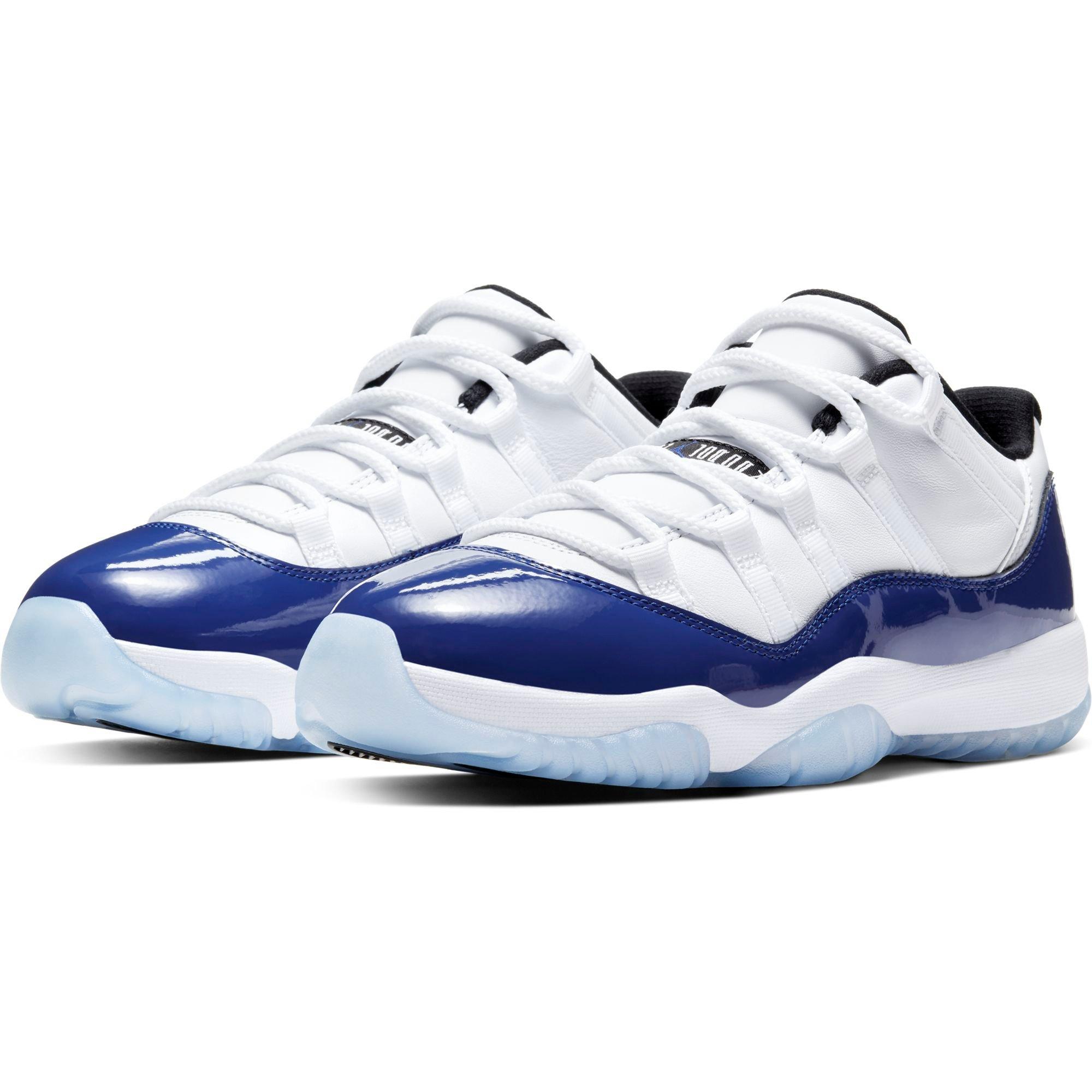 jordan retro 11 black and white womens