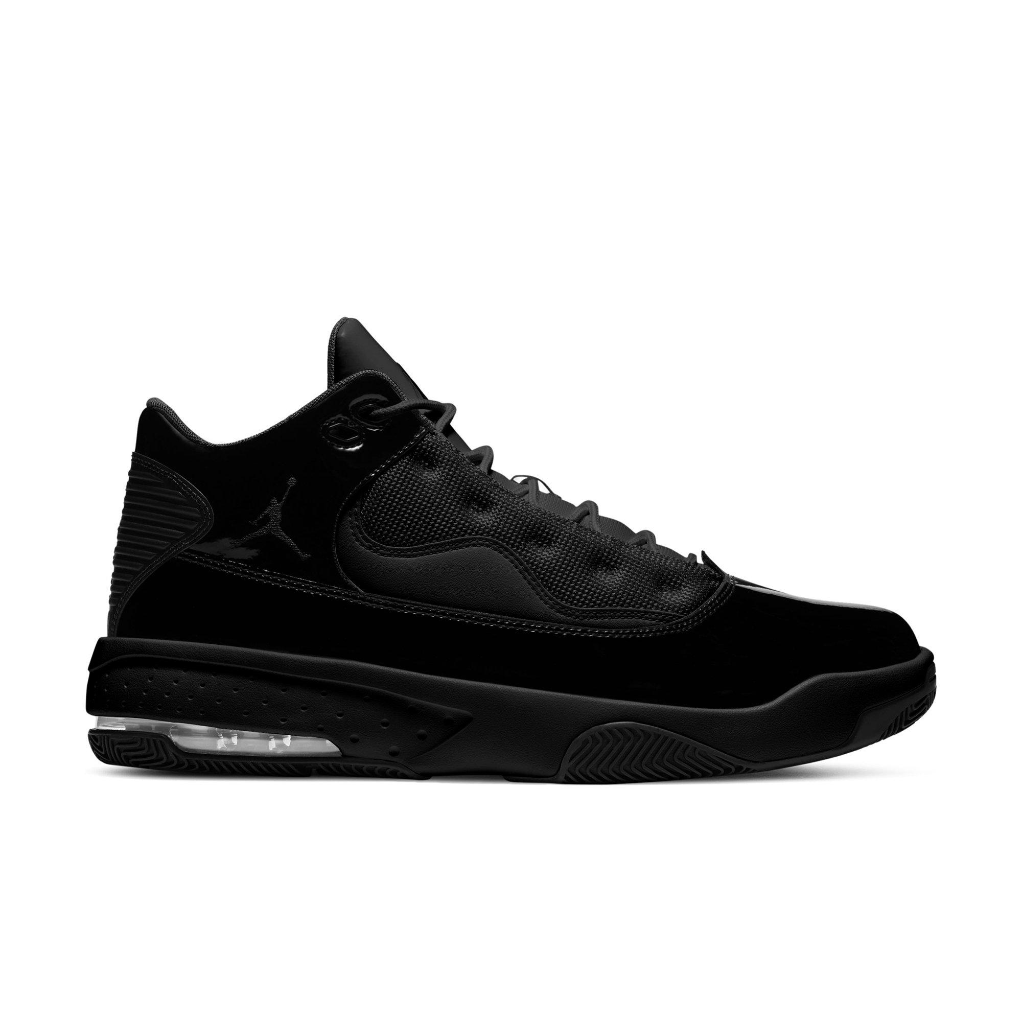 Jordan max aura 2 black hot sale men's shoe