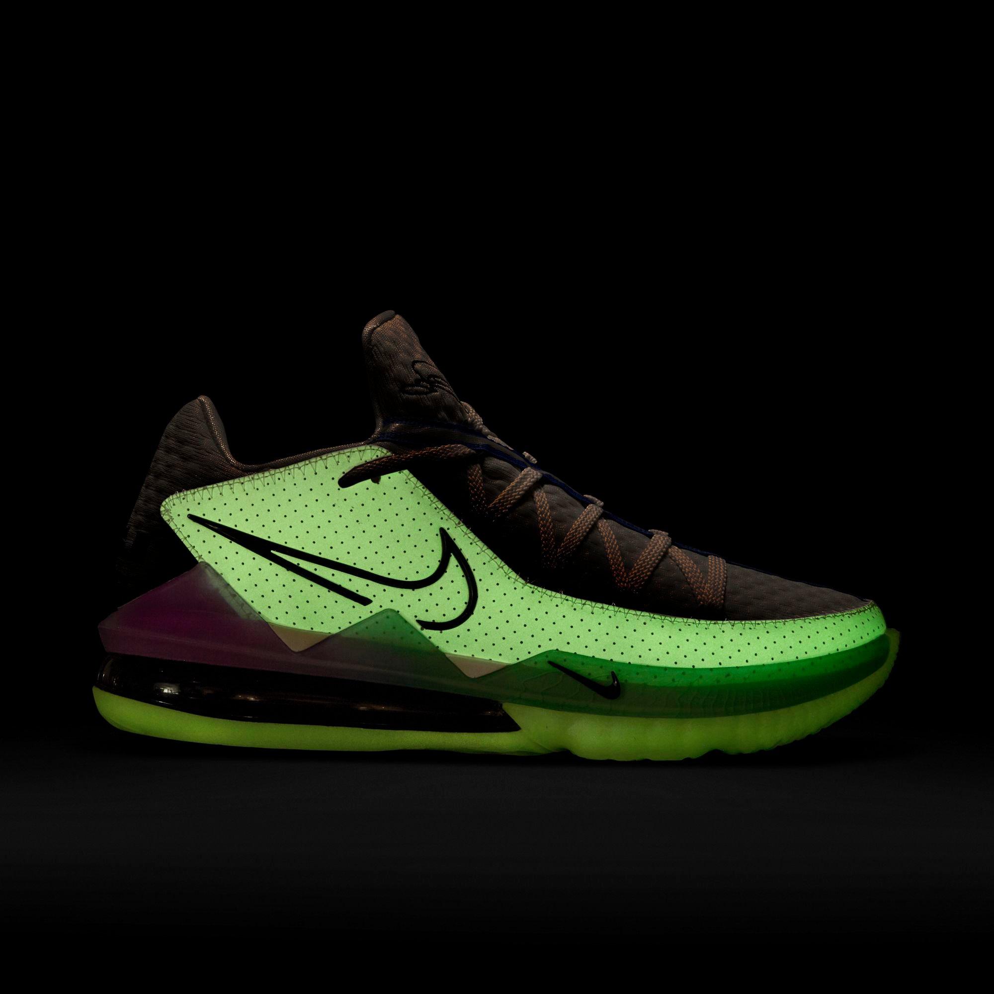 lebron 17 low spruce aura