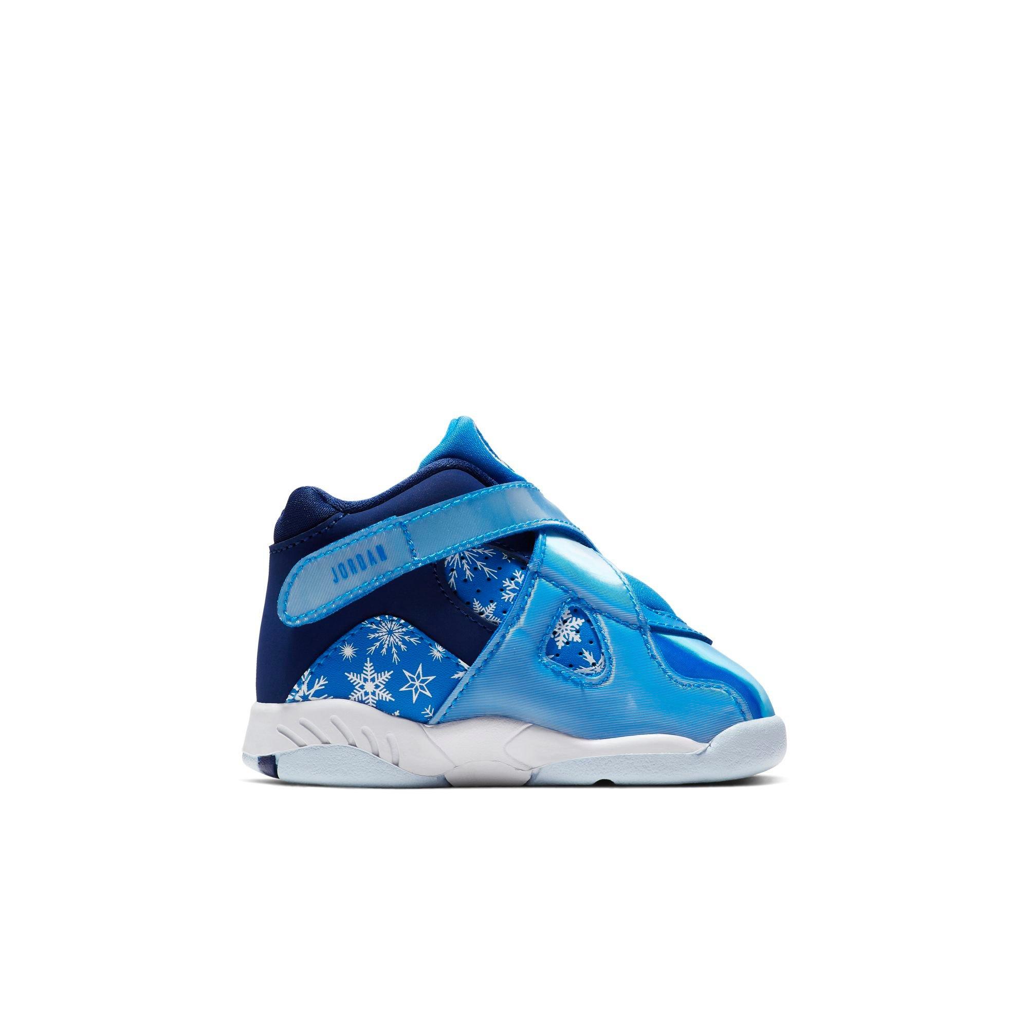 retro 8 snowflakes