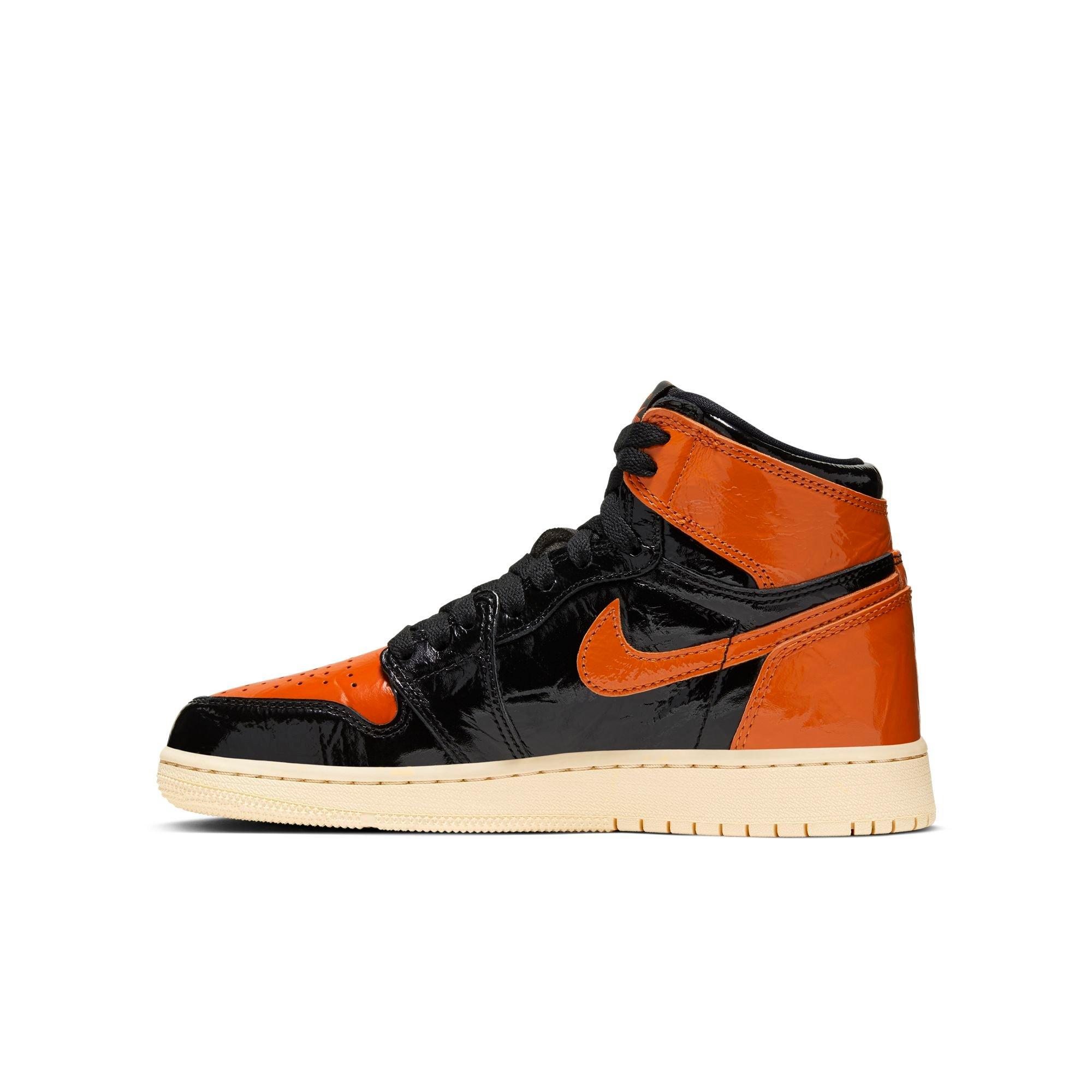 shattered backboard jordan 1 grade school