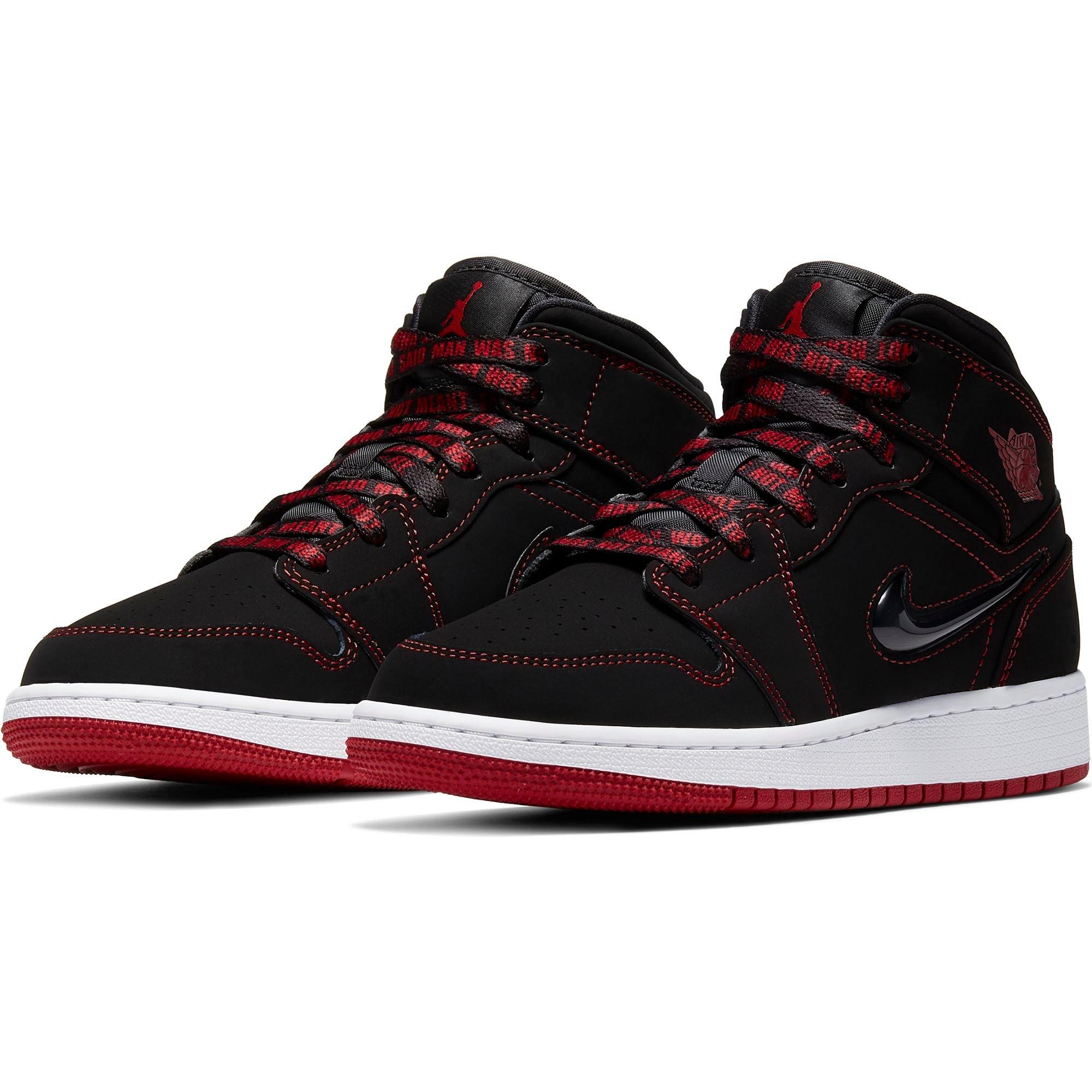 air jordan 1 mid fearless black