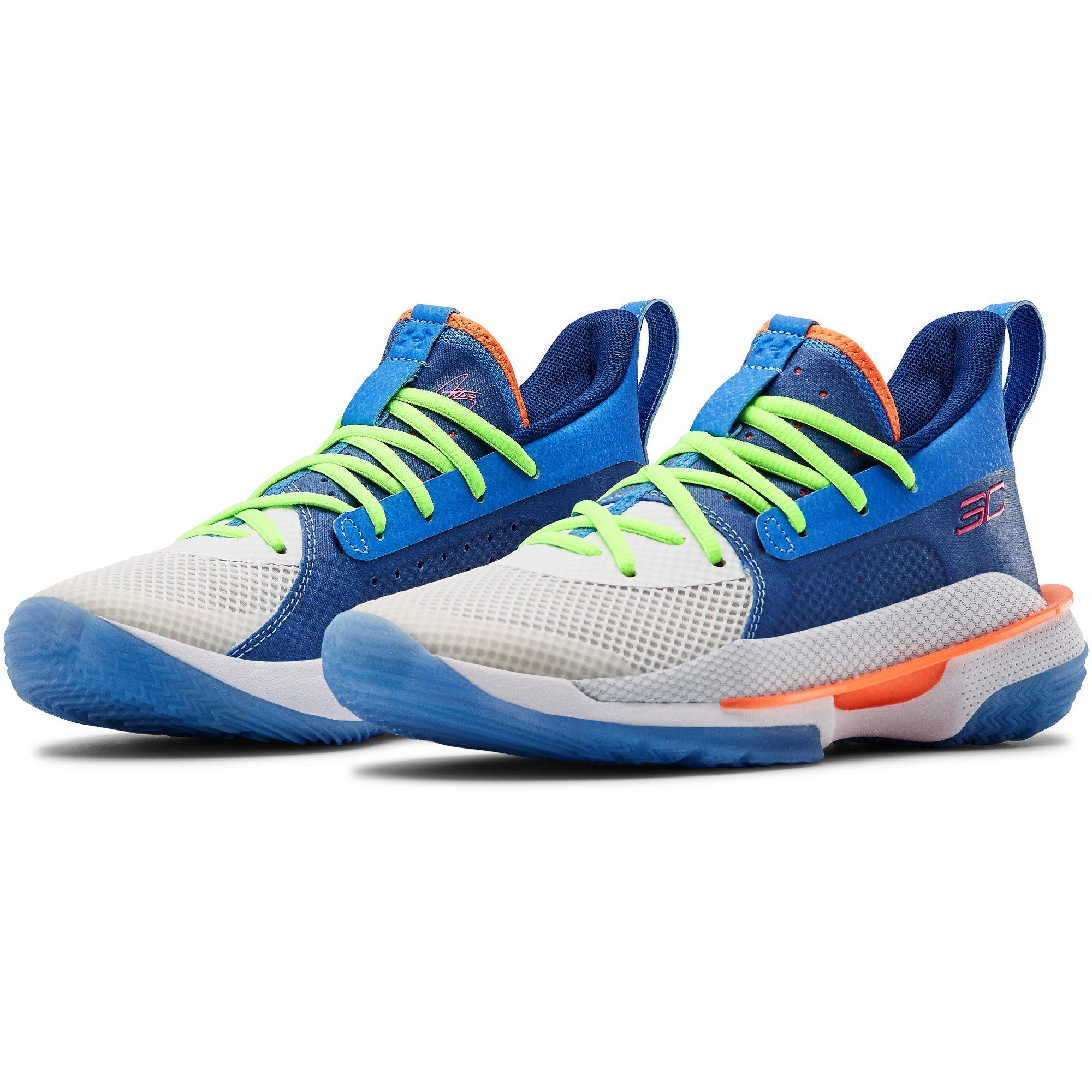 curry blue and white