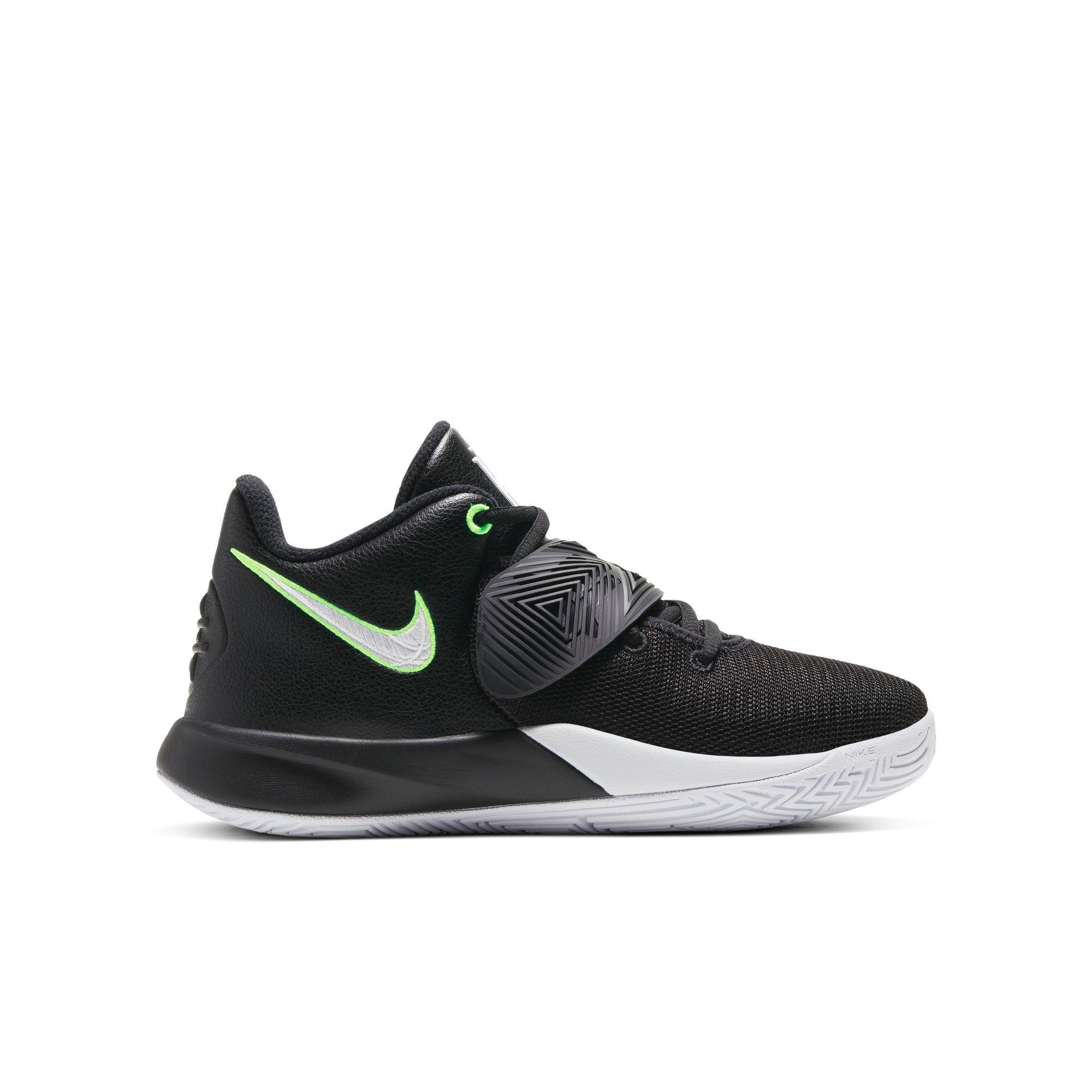 nike kyrie flytrap black and white