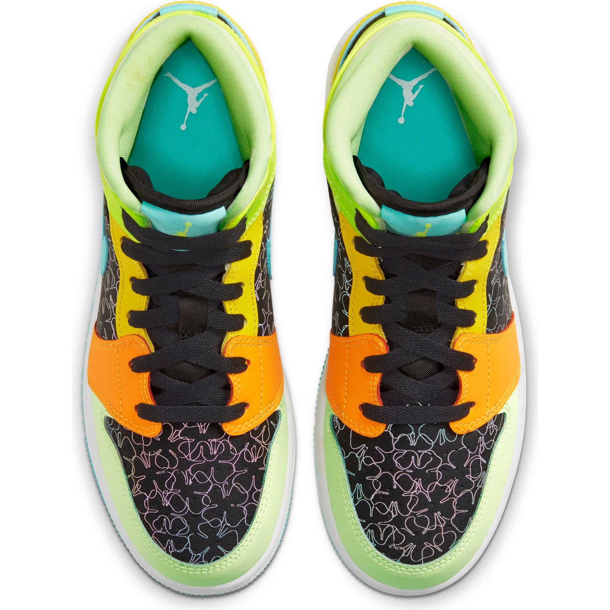 jordan aj 1 mid se yellow grade school