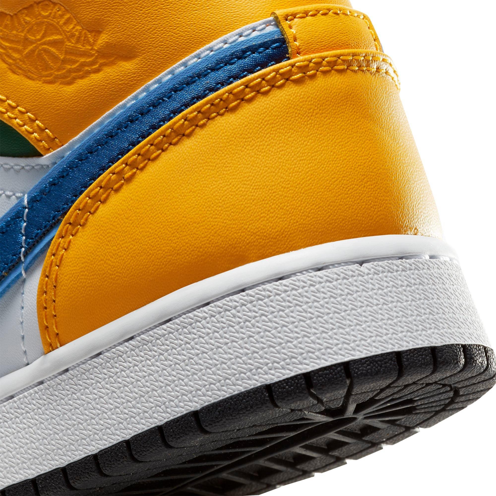 three peat jordan 1
