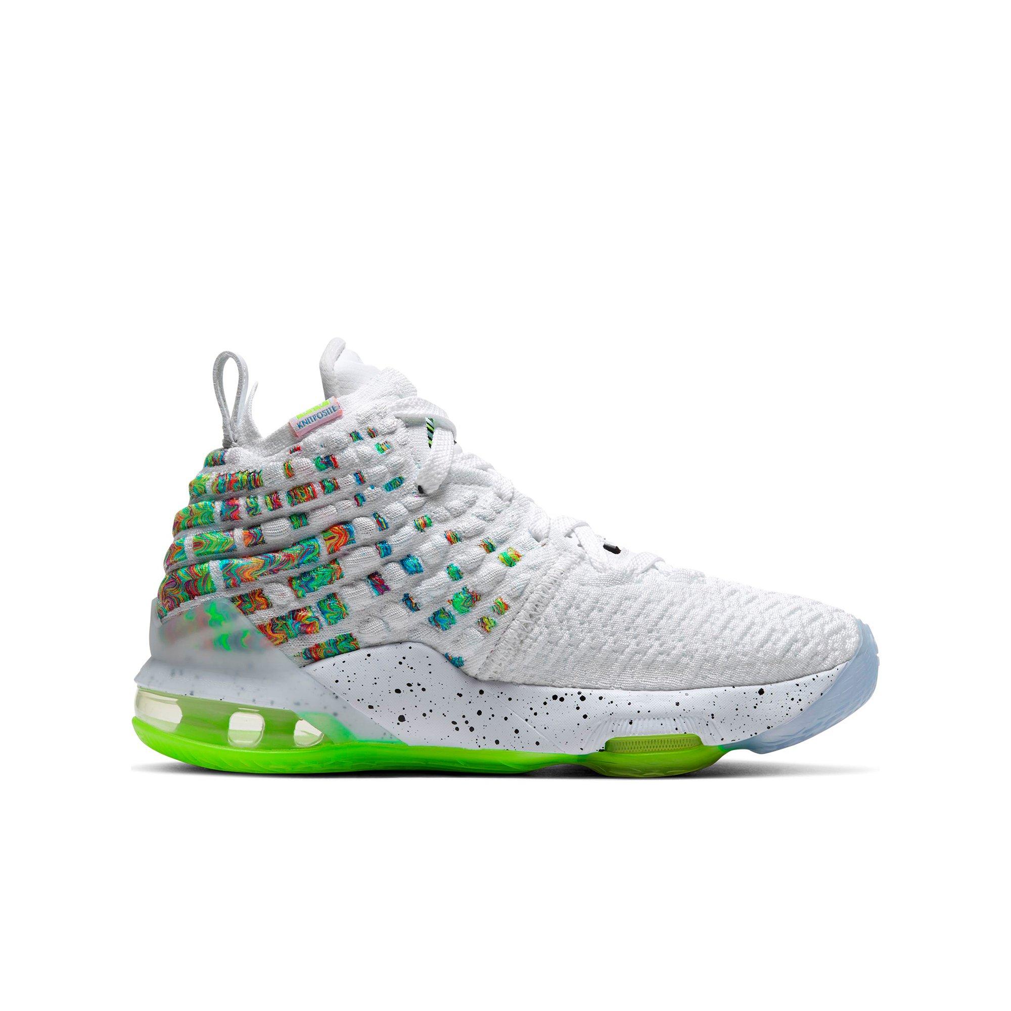 hibbett lebron 17