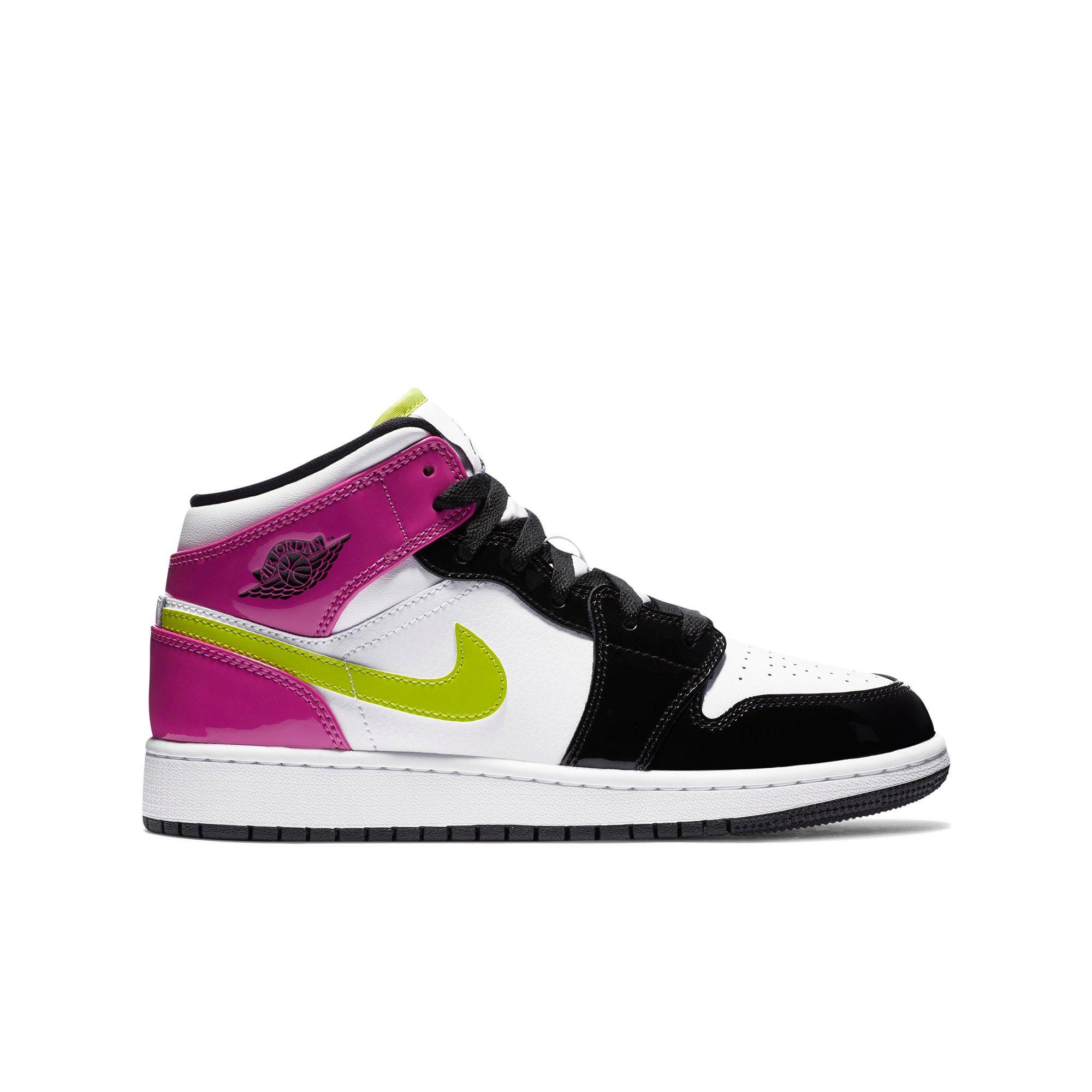 hibbett sports grade school jordans