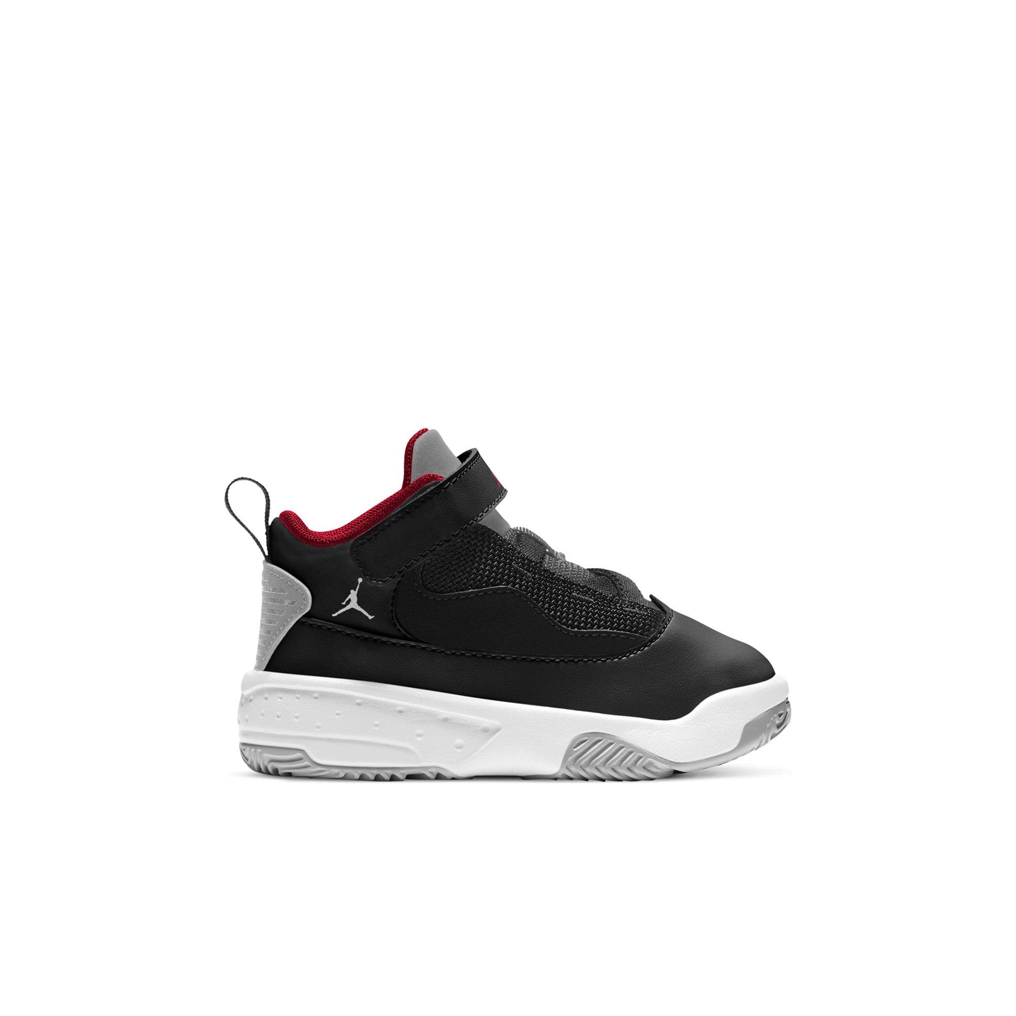 jordan max aura 2 kids