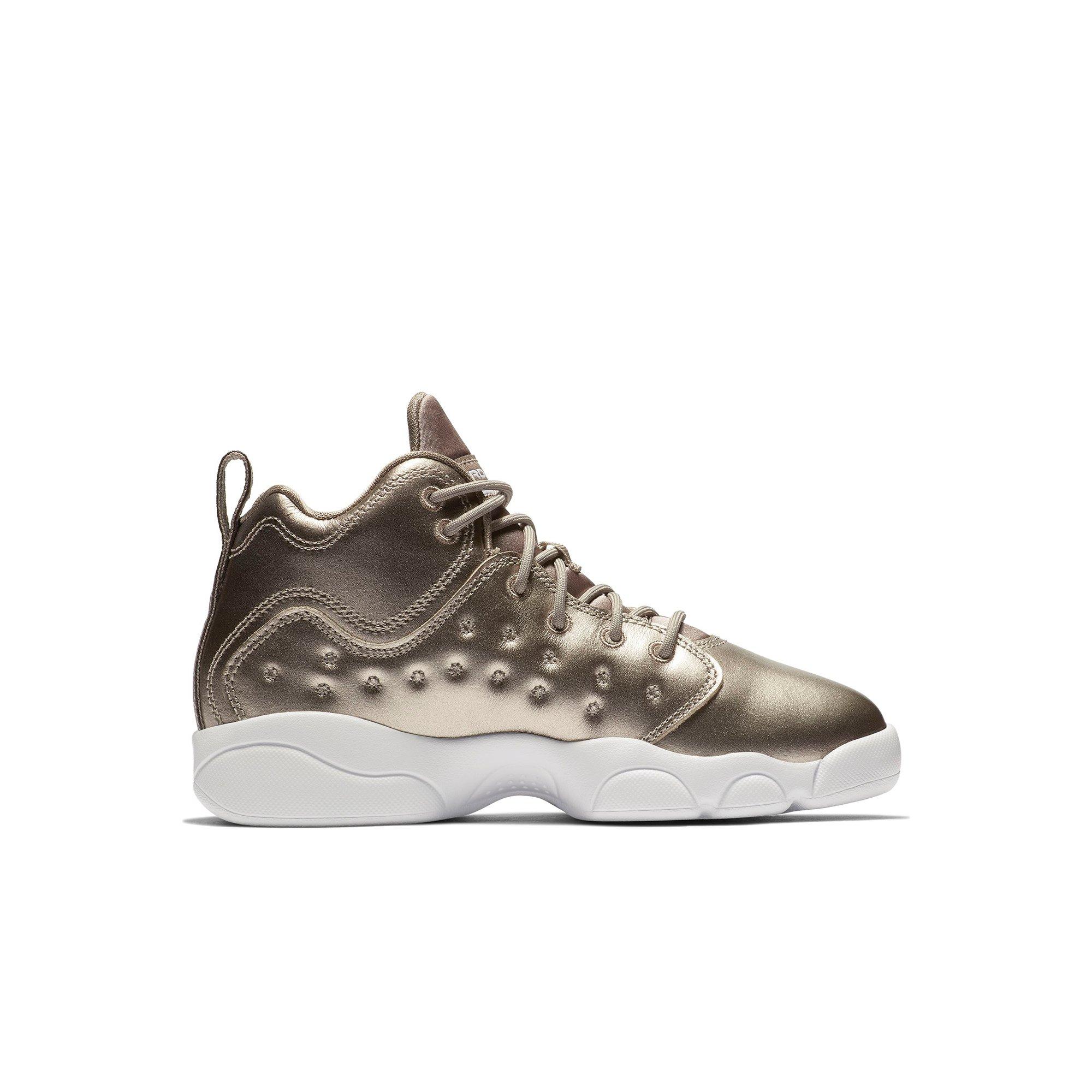 Jordan jumpman team 2 hot sale gold