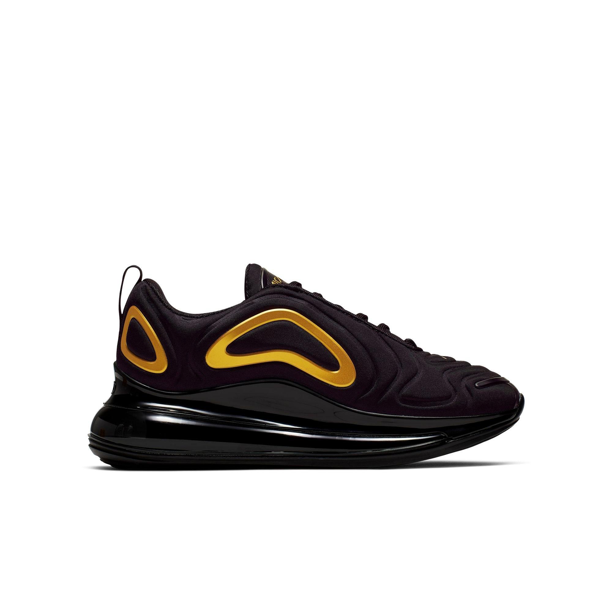 black and gold 720 nike