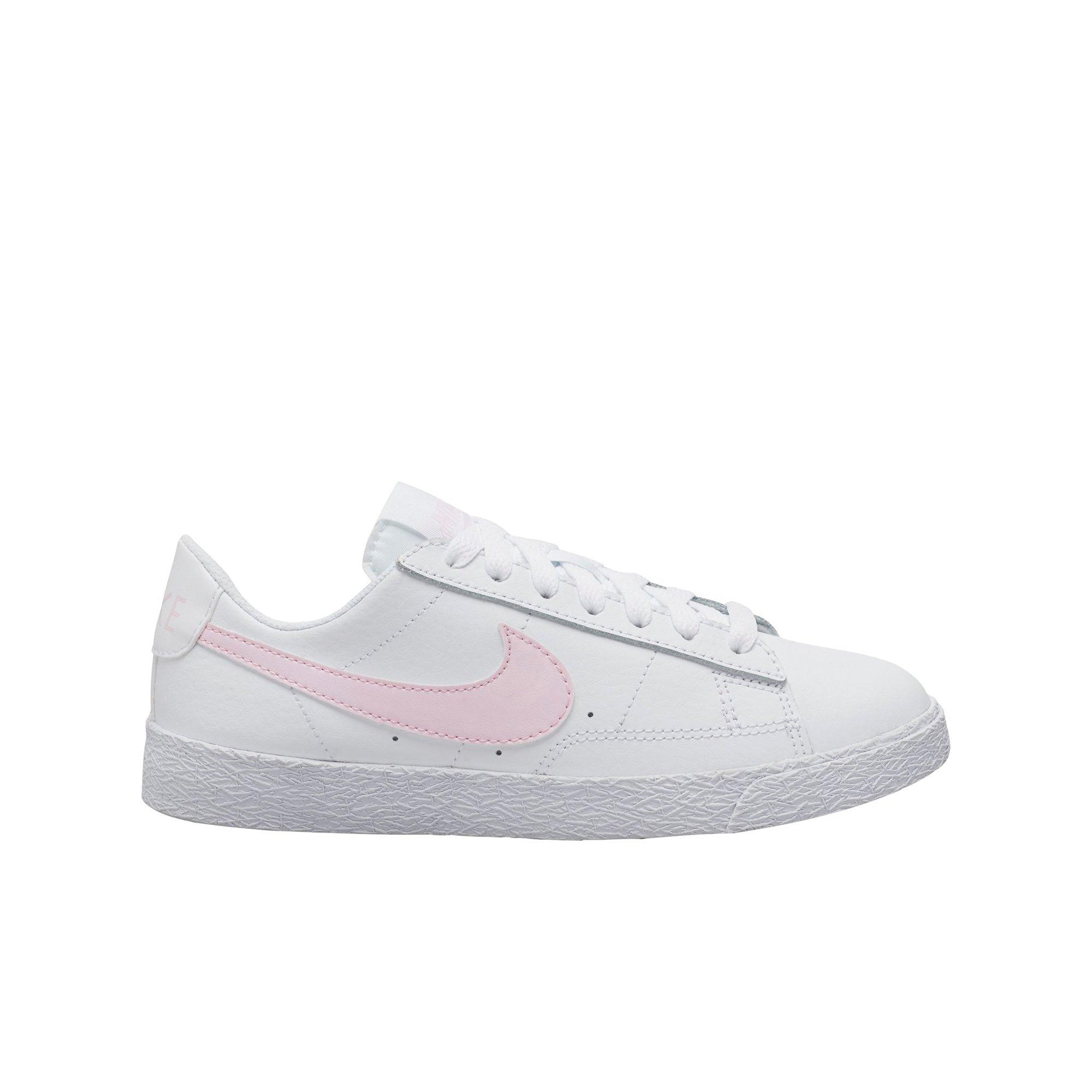 grade school girl nike shoes