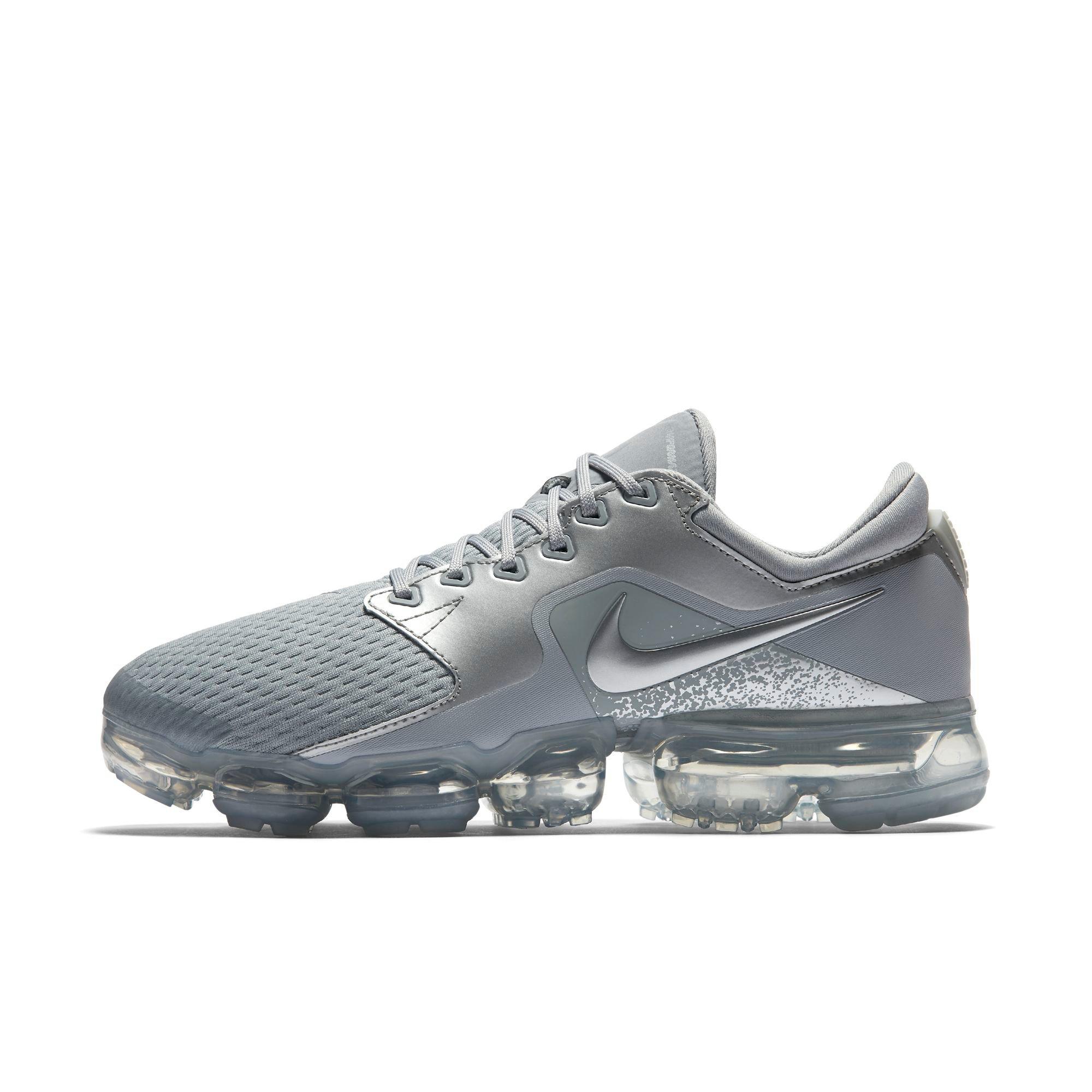 women grey vapormax