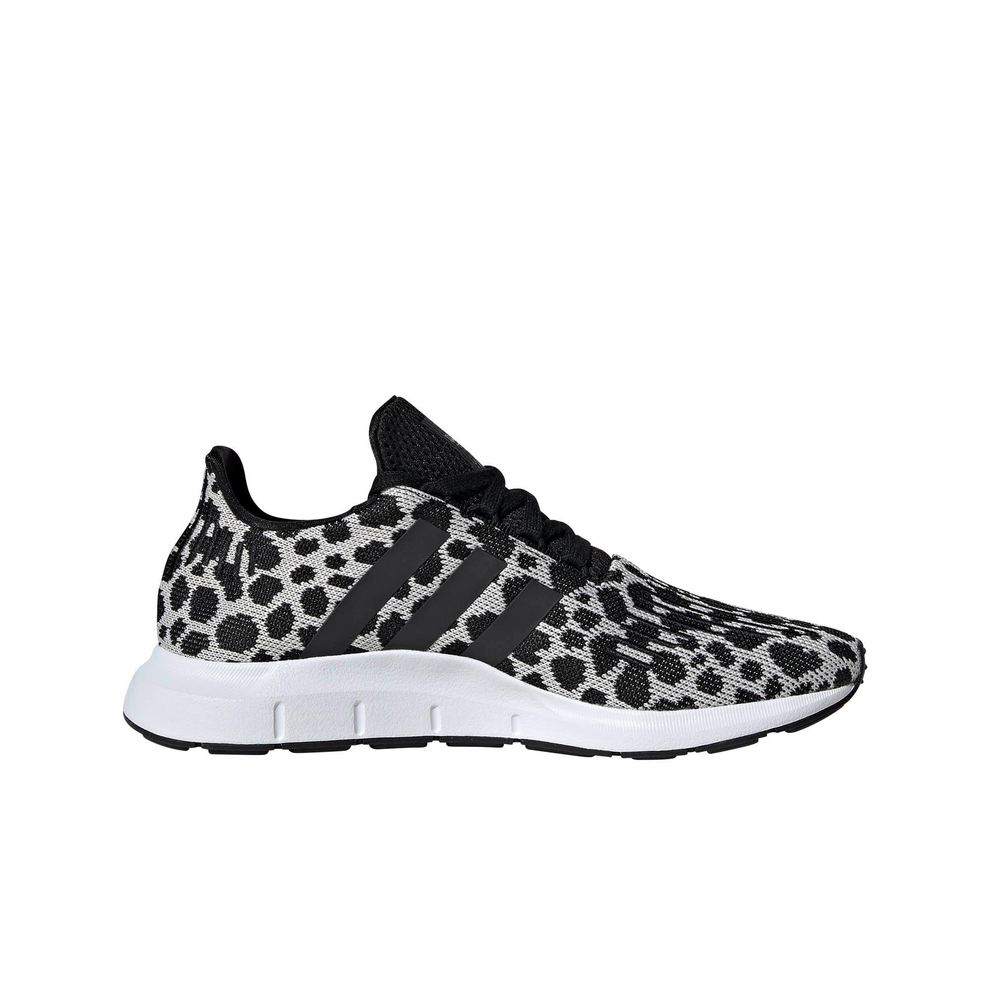 adidas women's swift run white black carbon