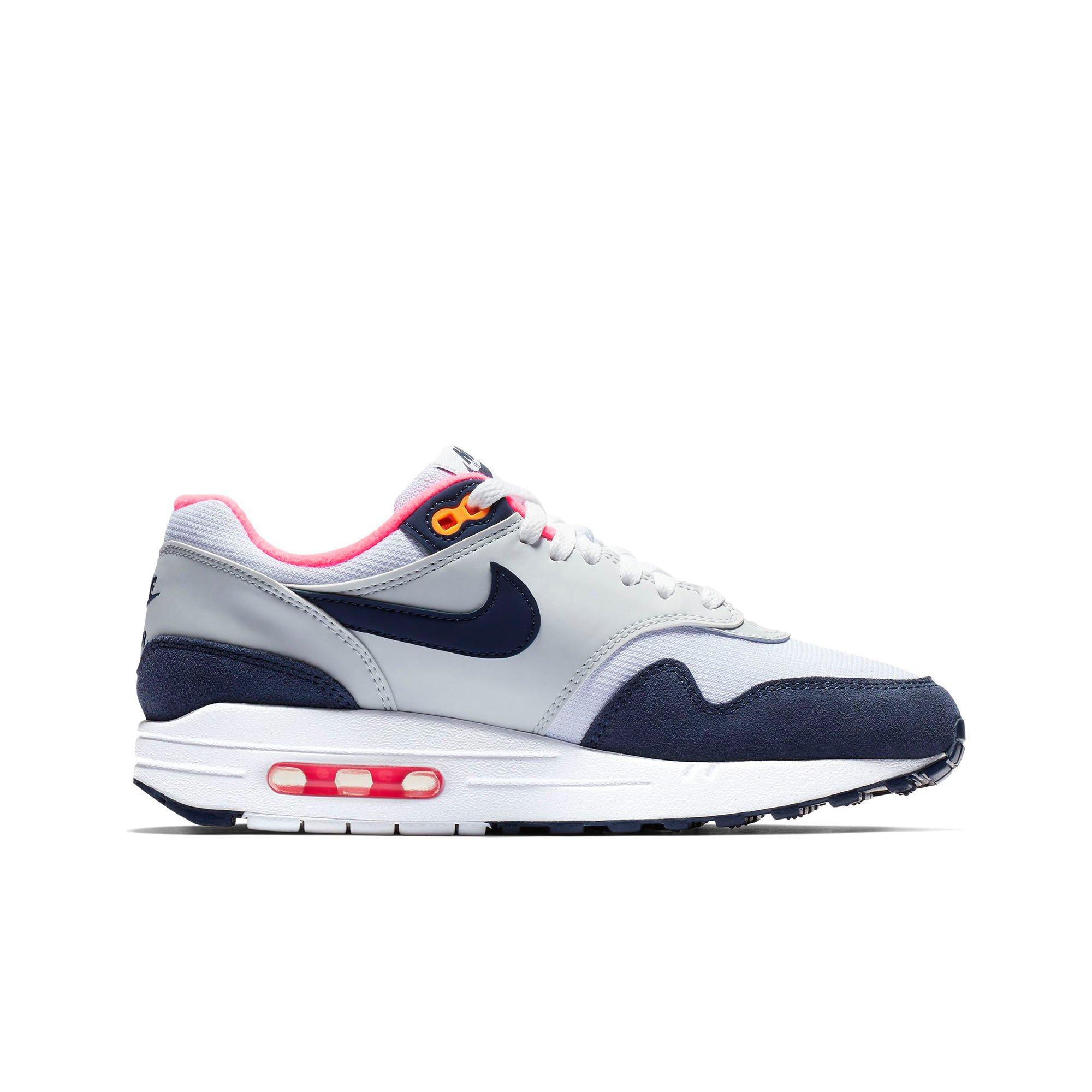 nike air max navy blue and white