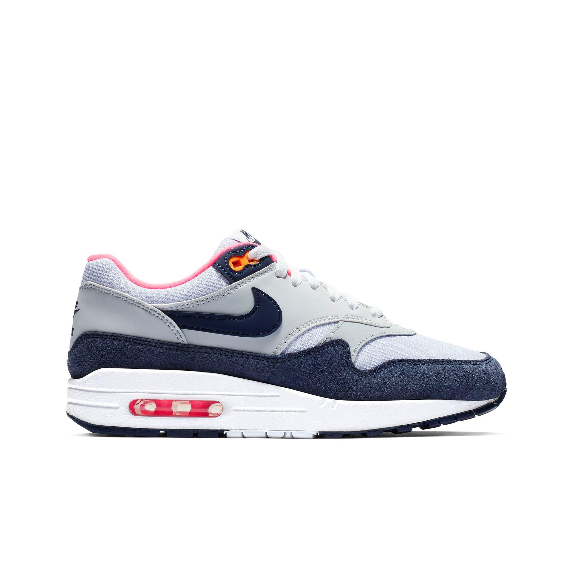 nike air max 1 trainers in navy