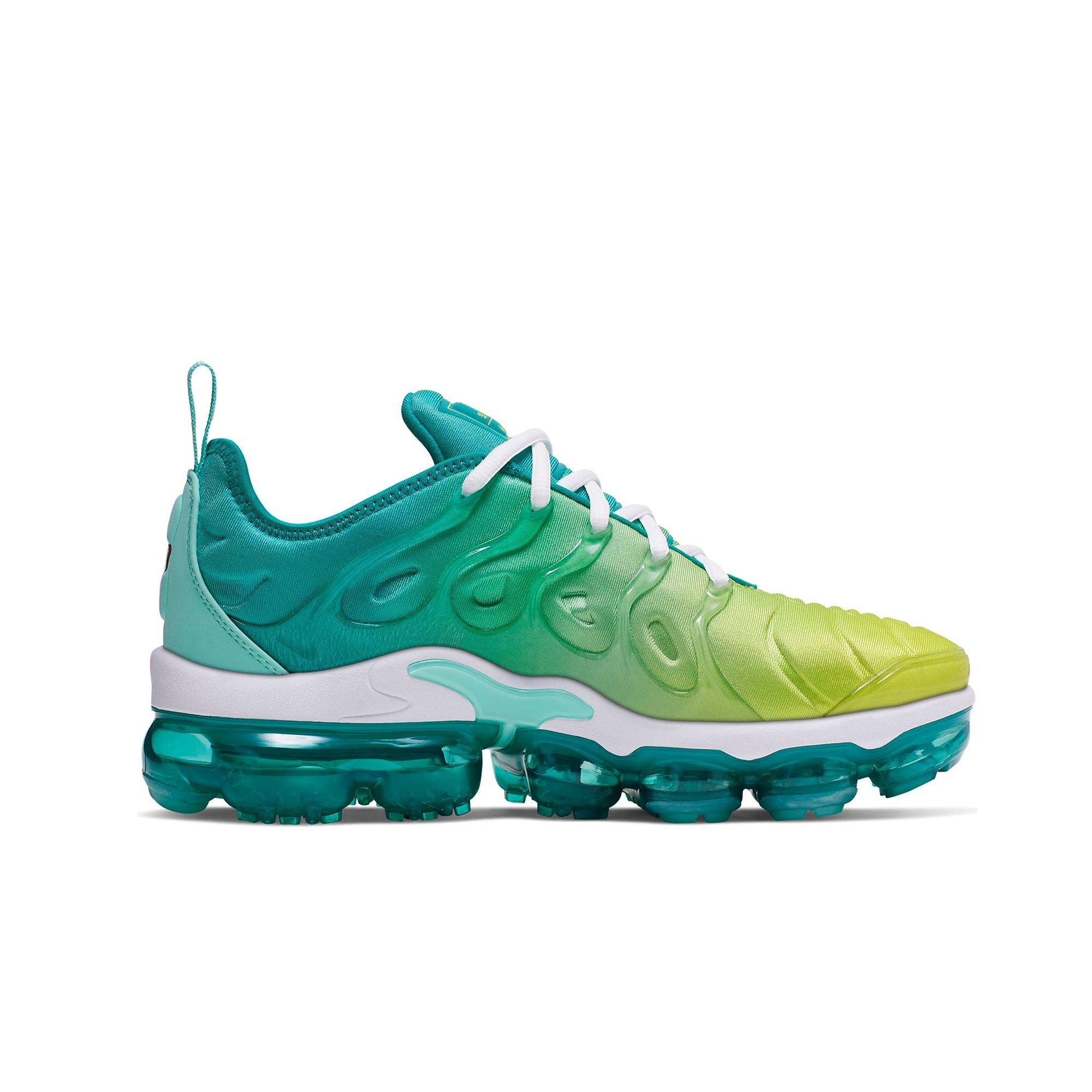nike air max plus vapor green