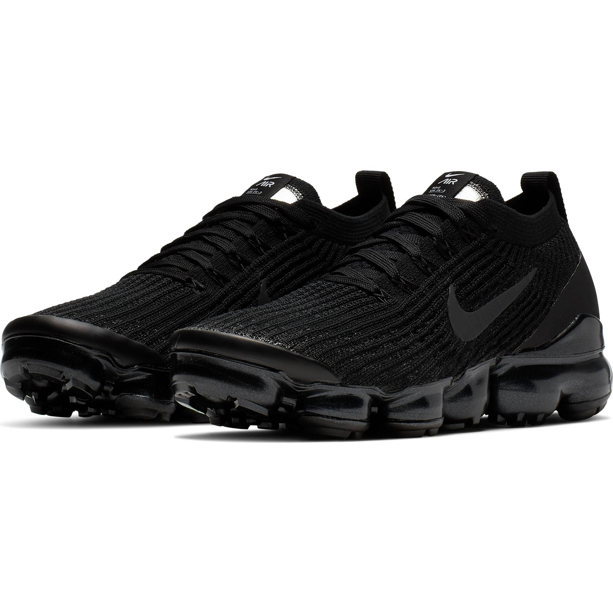 all black vapormax women's