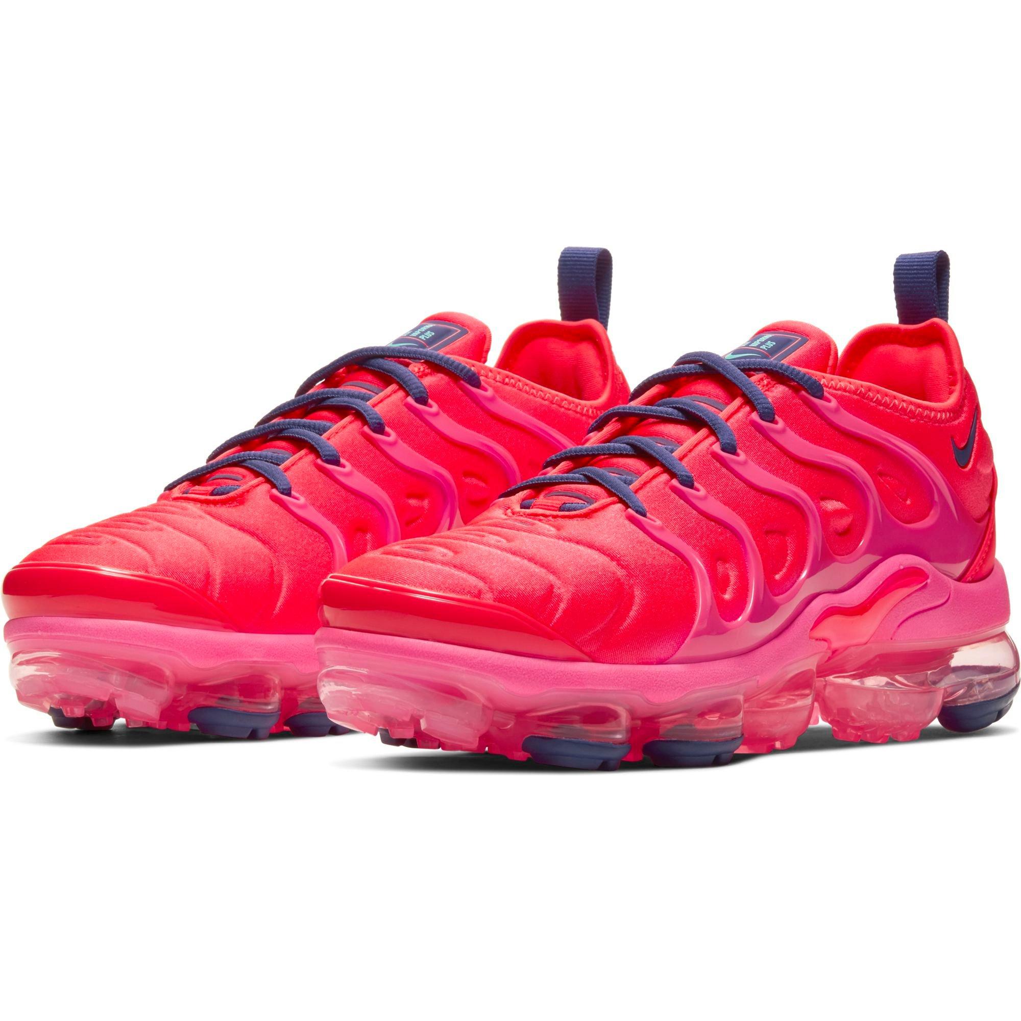 pink and purple vapor max