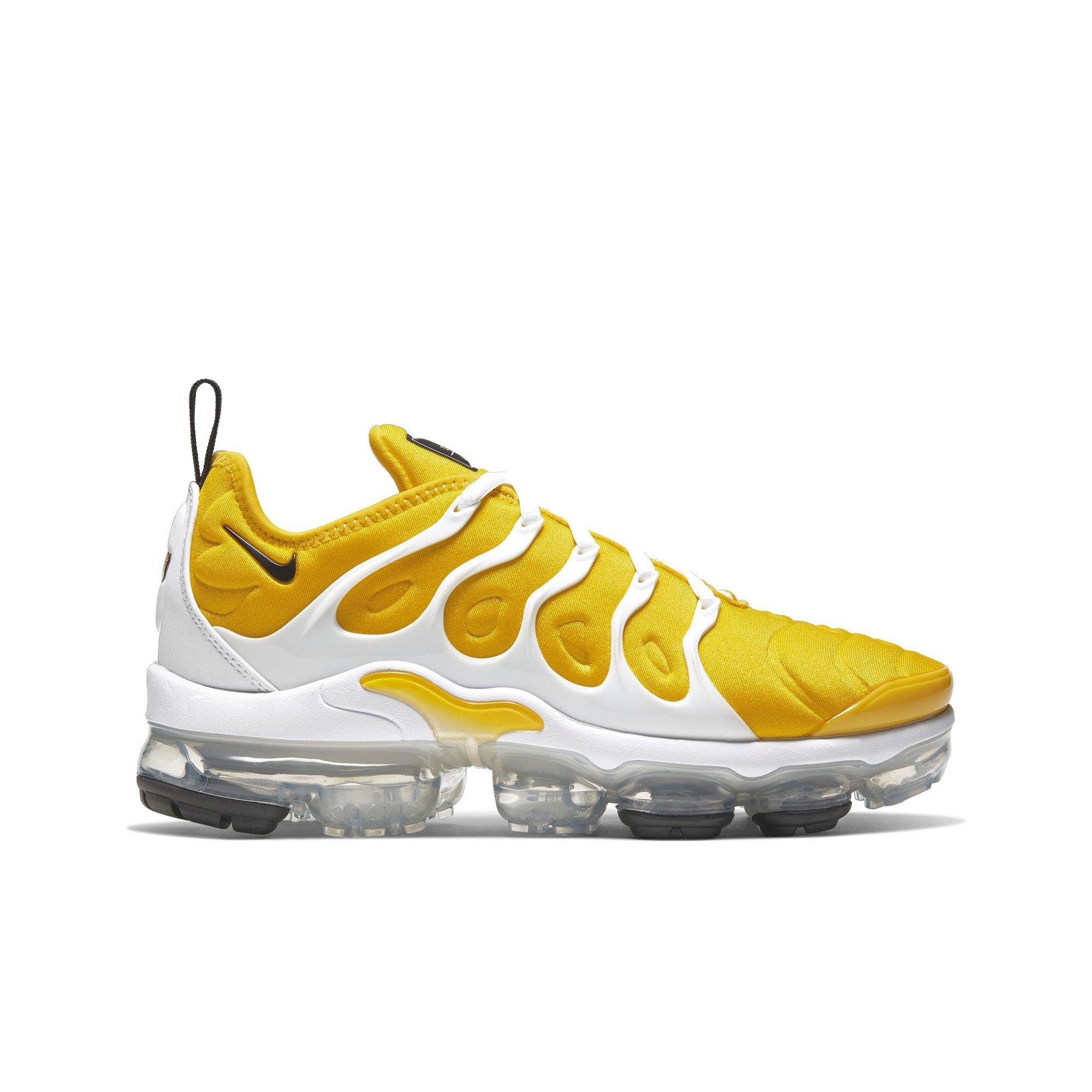 yellow and white air max vapormax