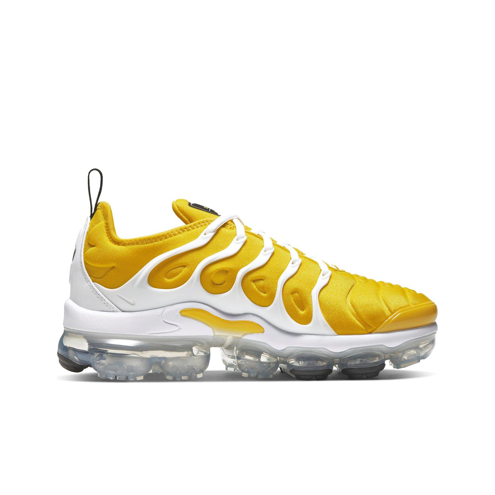 nike vapormax plus women's yellow