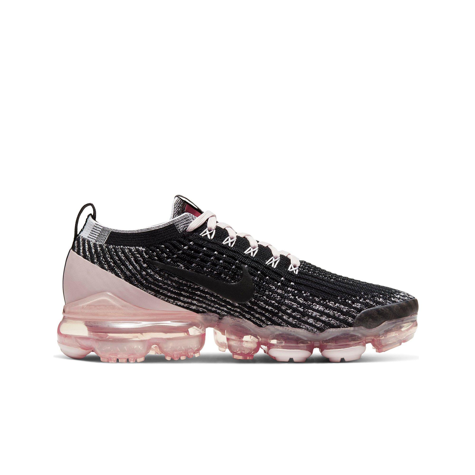 vapormax black and white flyknit