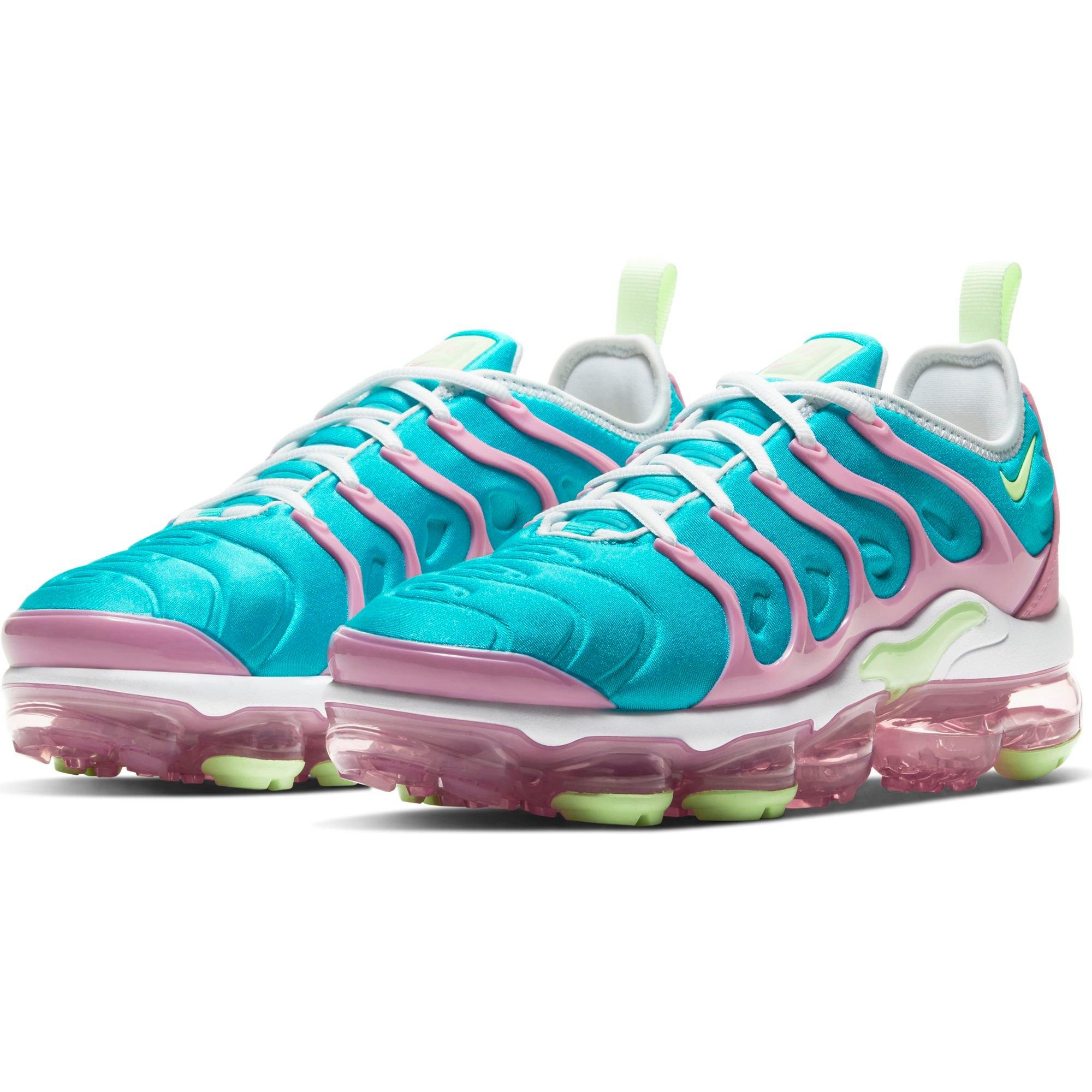 vapor max blue and pink
