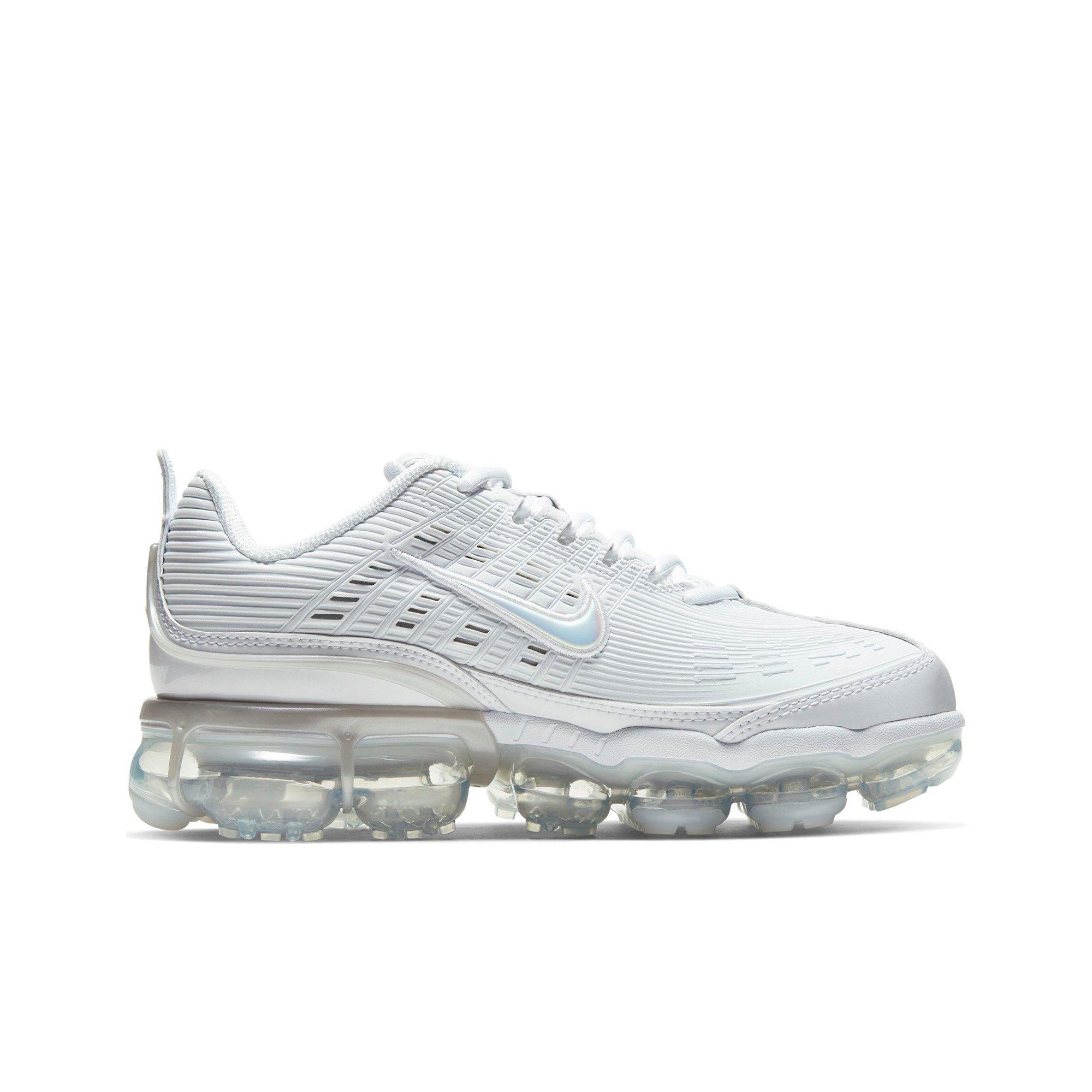 vapormax womens white