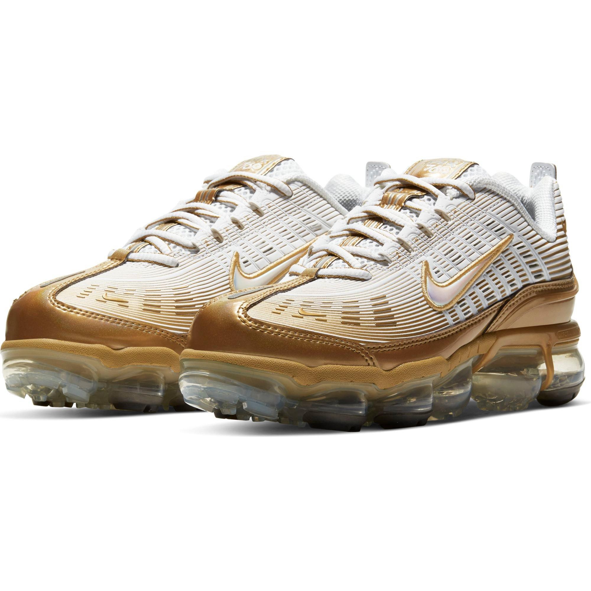 nike vapormax gold and white