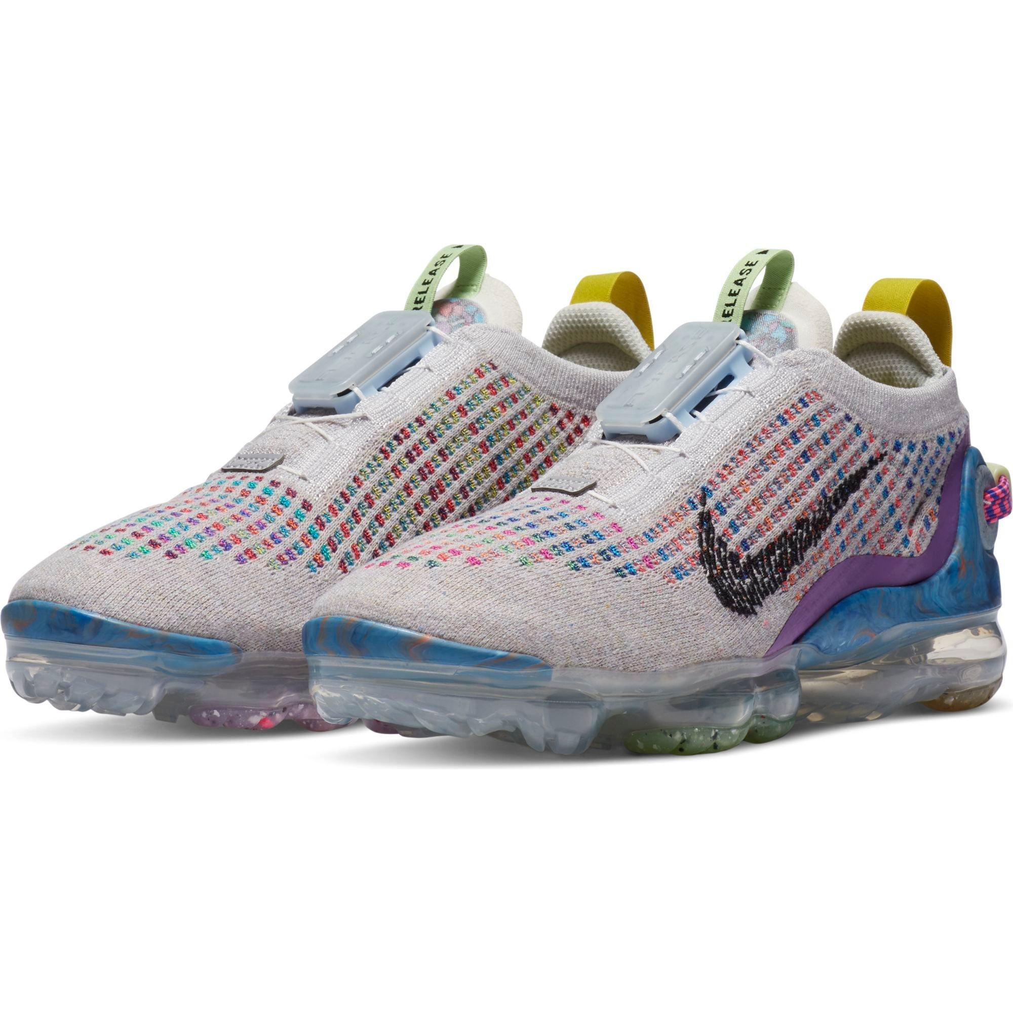 nike women's air vapormax 2020 flyknit stores