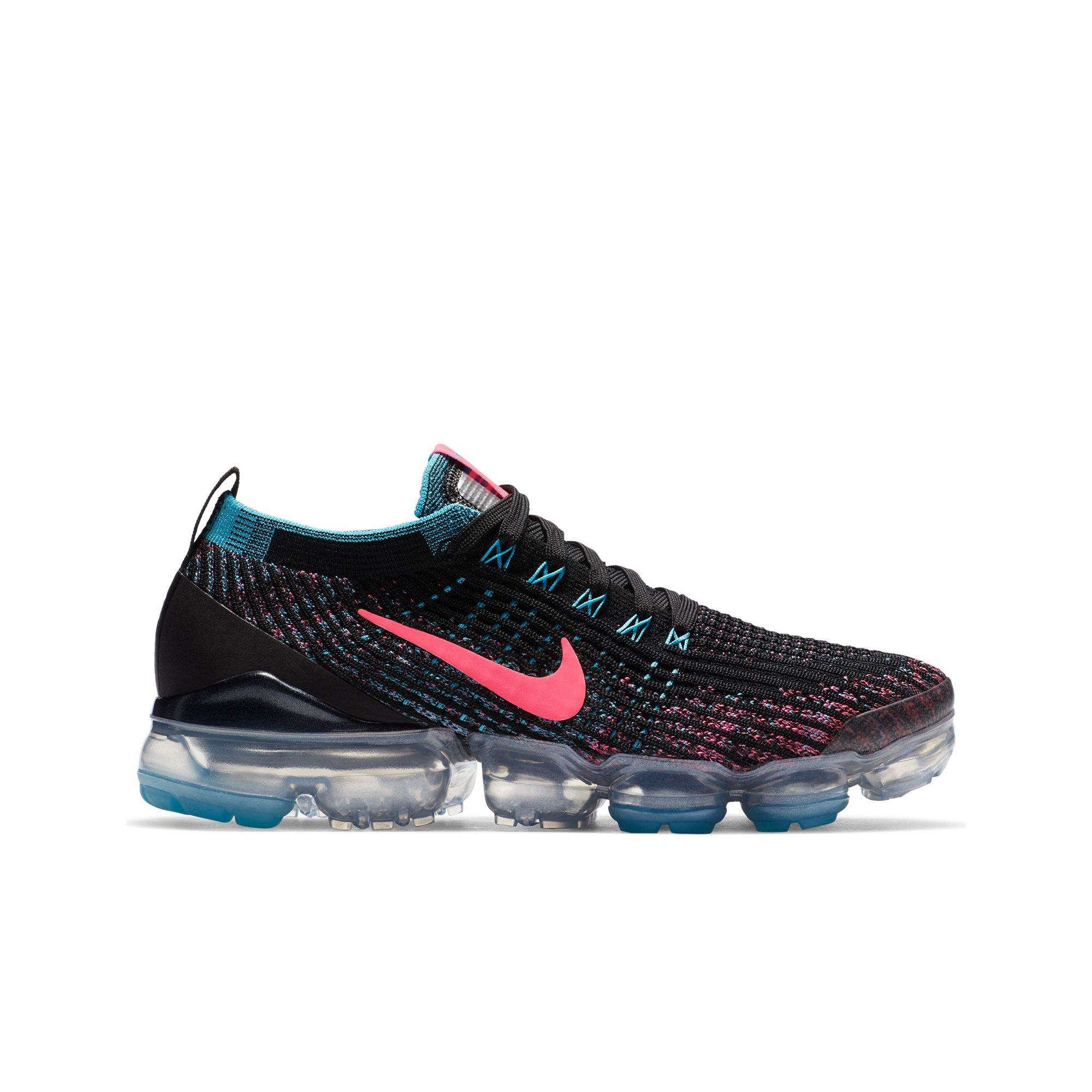 nike vapormax flyknit pink and black