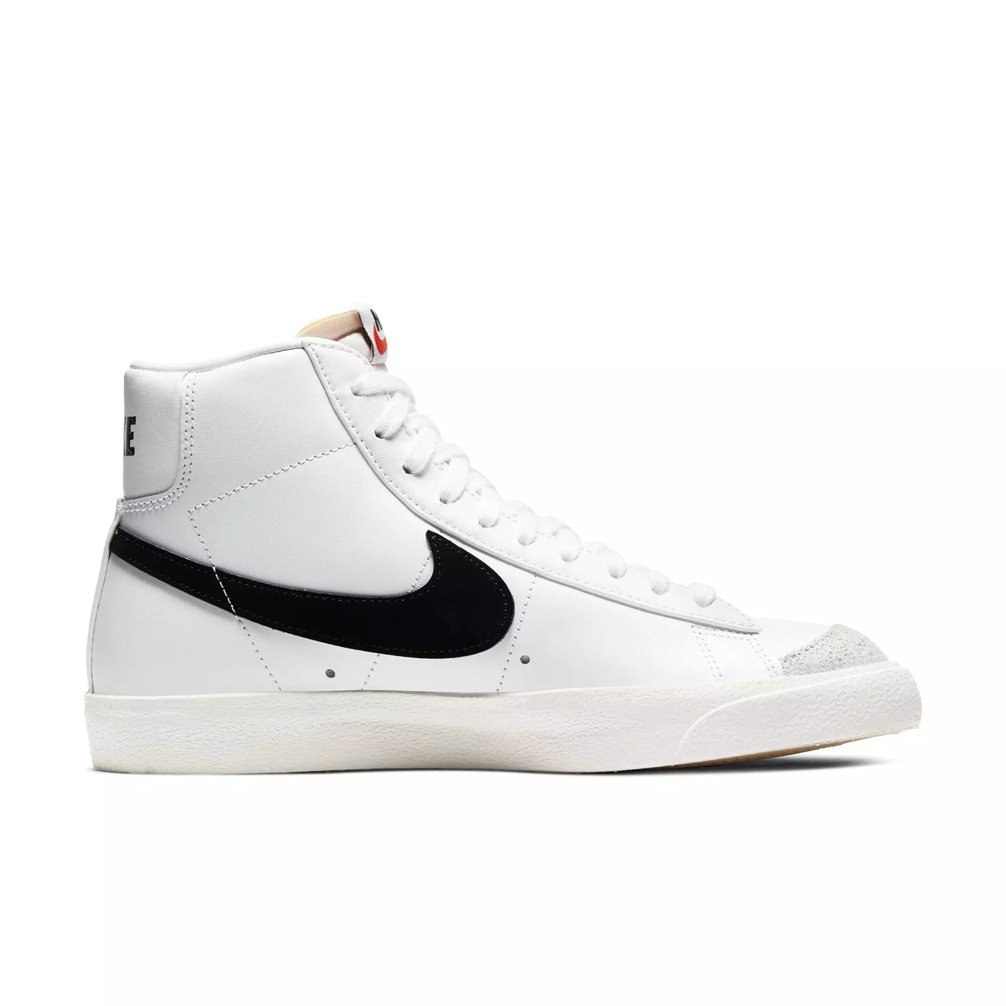 Nike Blazer Mid '77 "White/Black/Sail" Women's Shoe - WHITE/BLACK