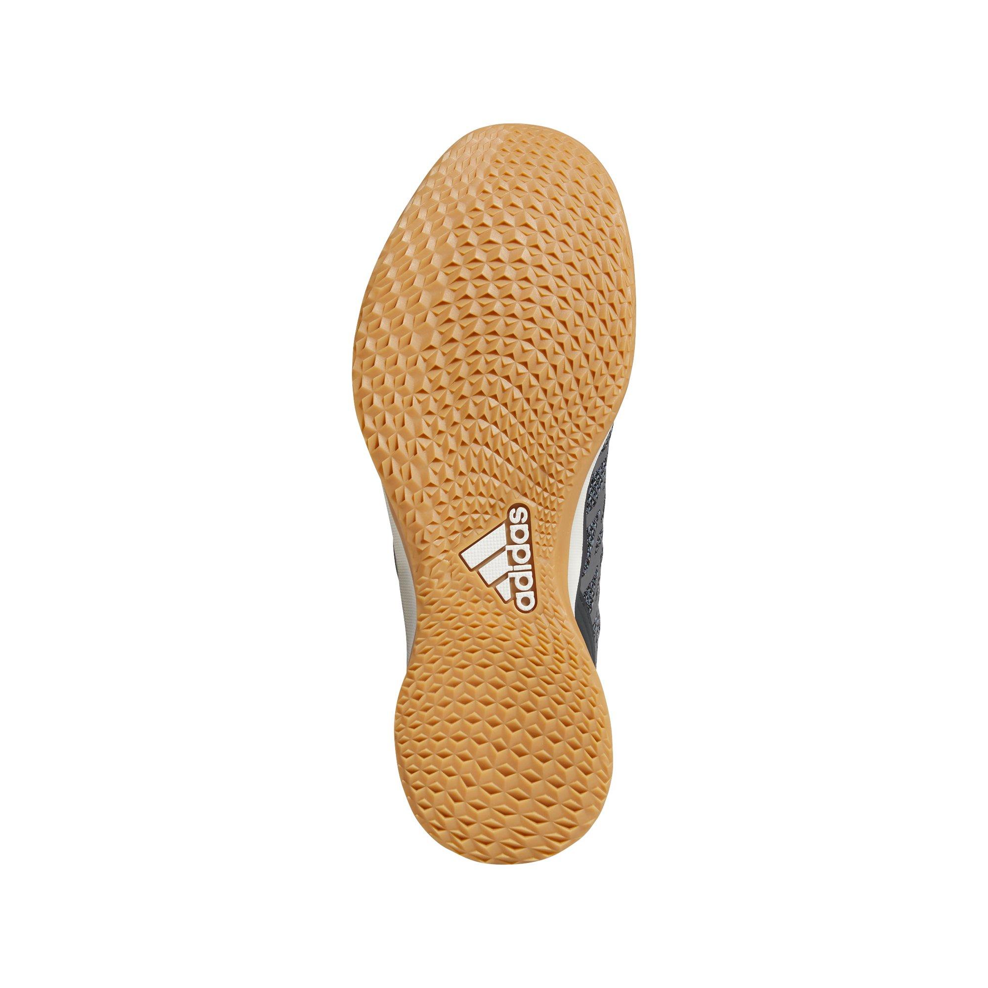 adidas icon 4 trainer