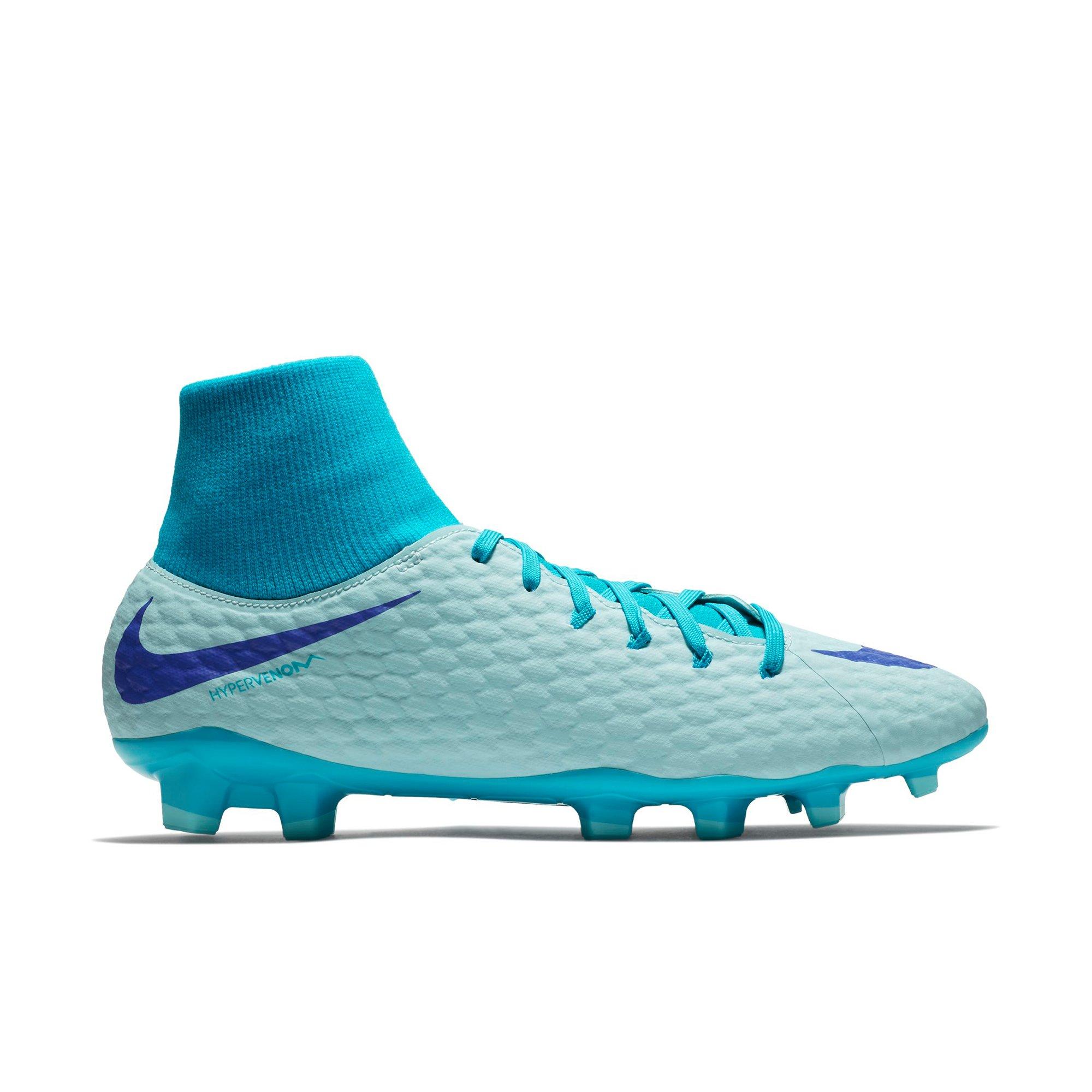 nike hypervenom cleats