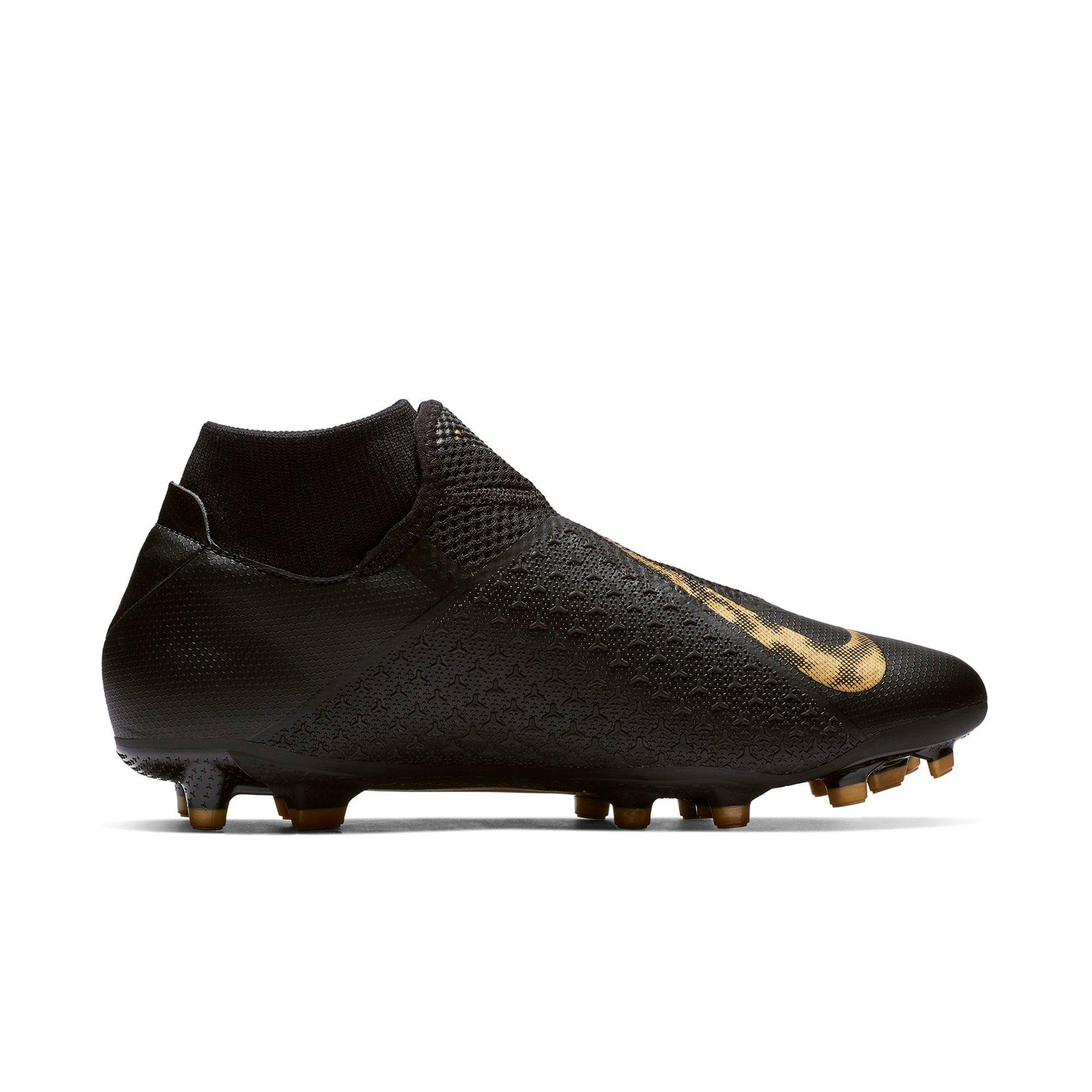 black and gold nike soccer cleats