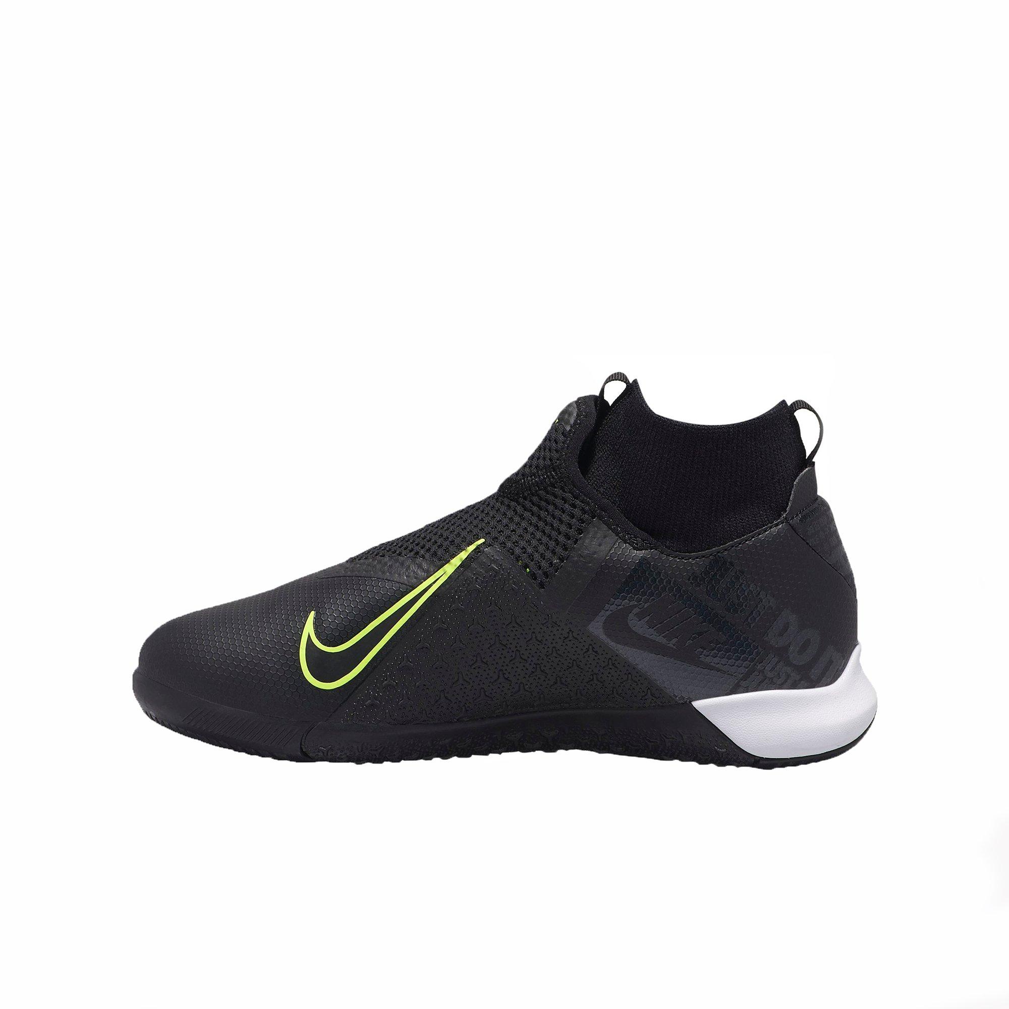 phantom vision indoor