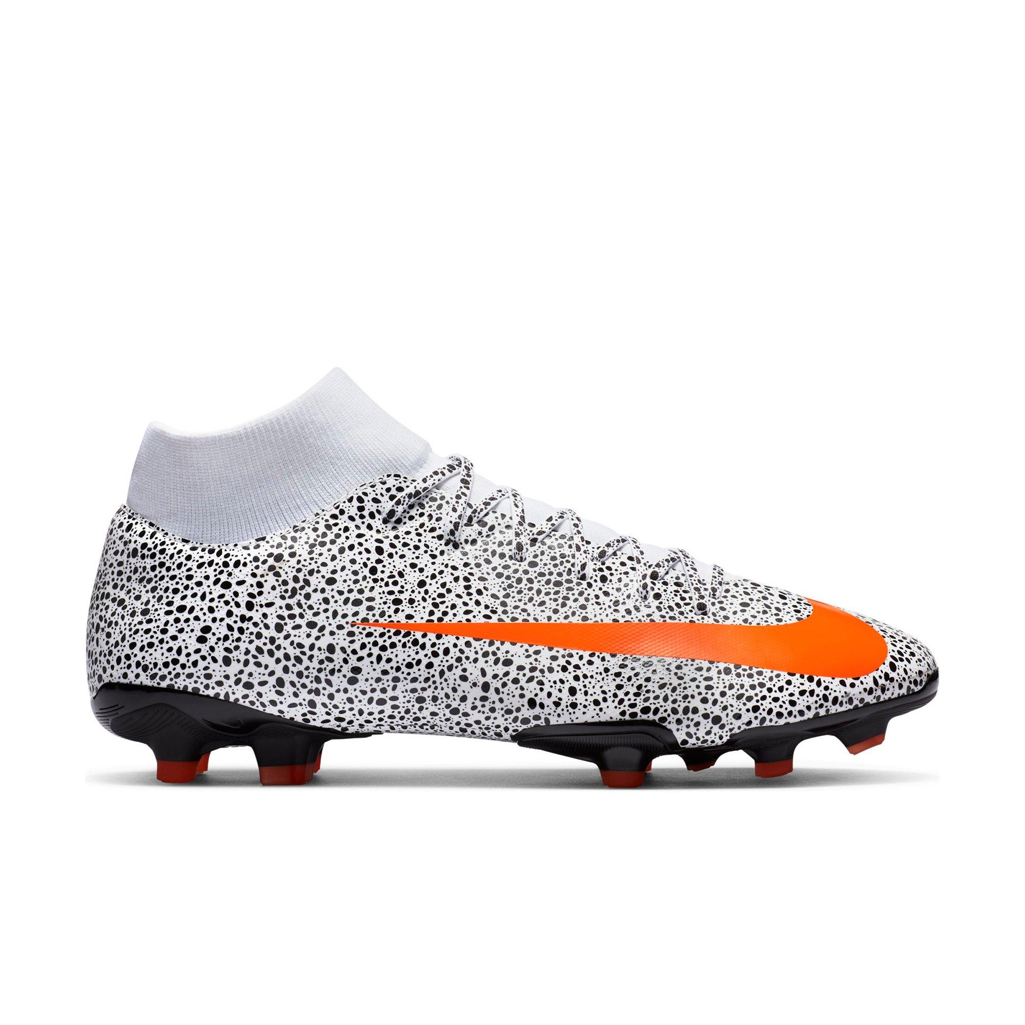 ladies soccer boots