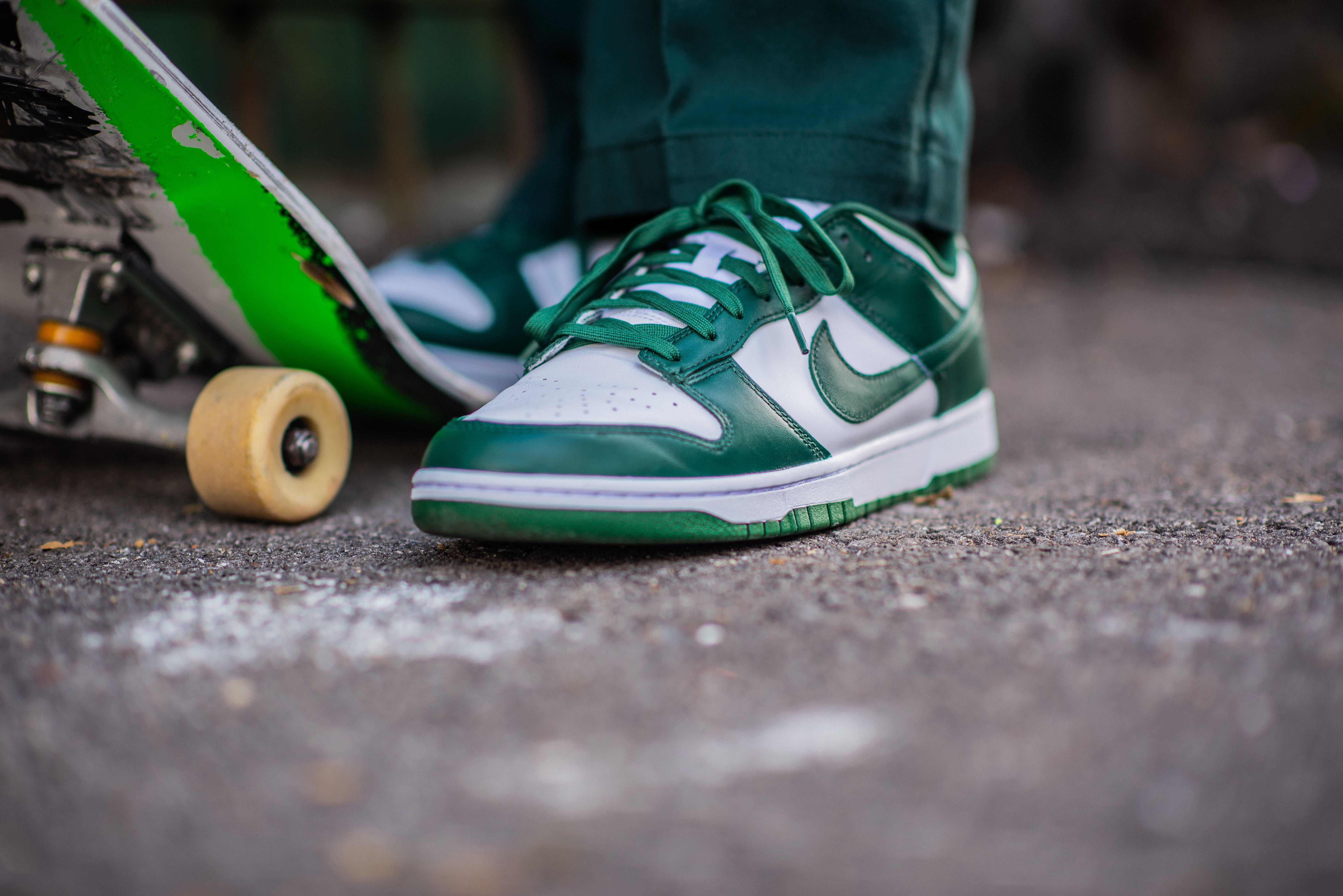 nike michigan dunk low green