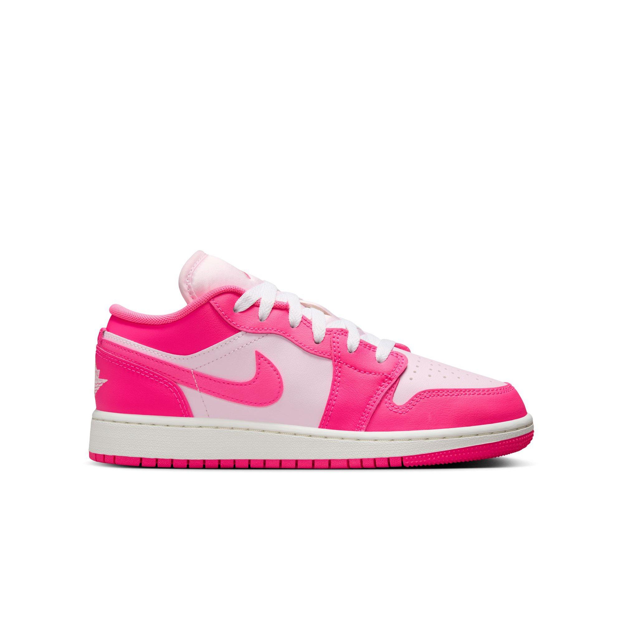 Color: PINK