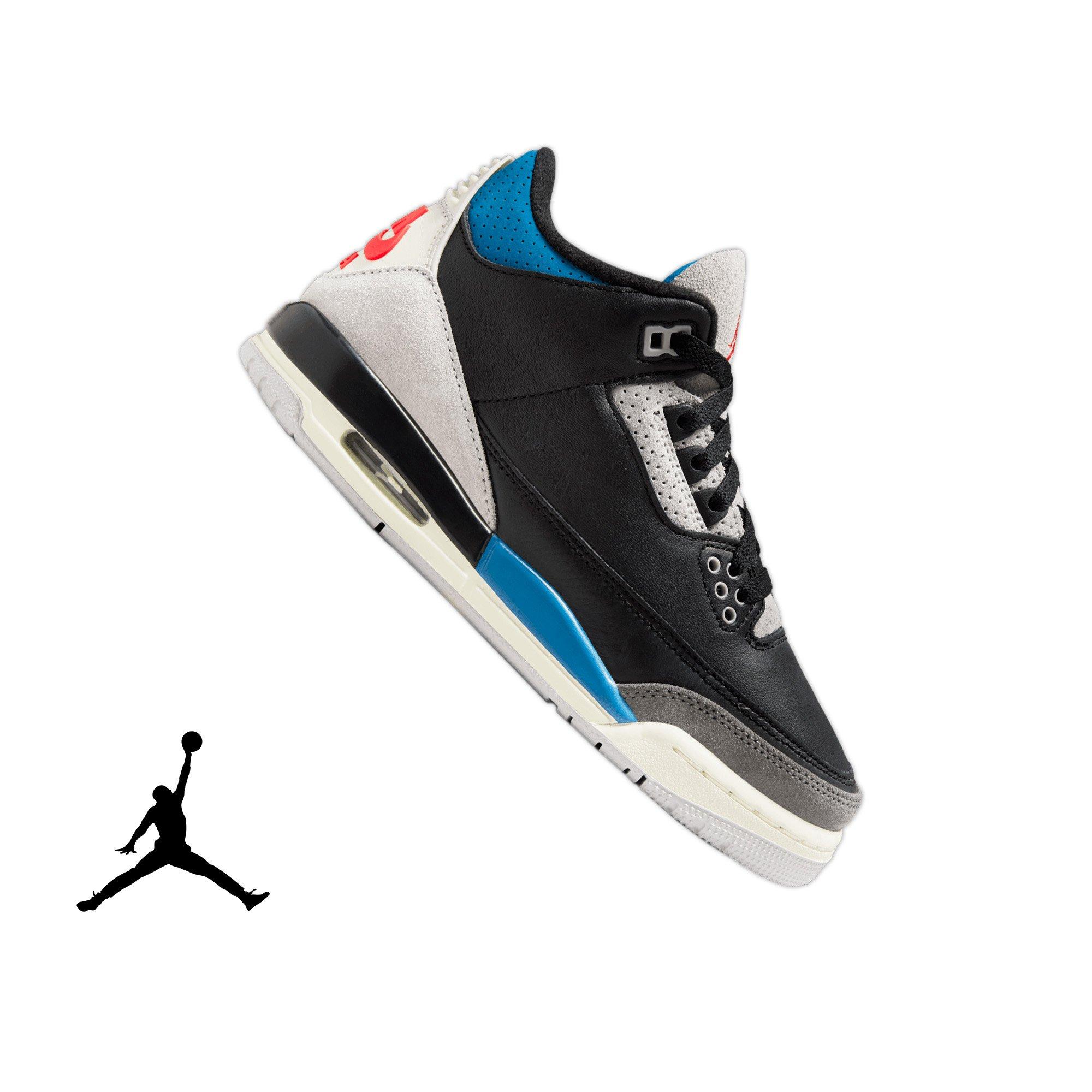 Color: BLACK/CHILE RED/NEUTRAL GREY