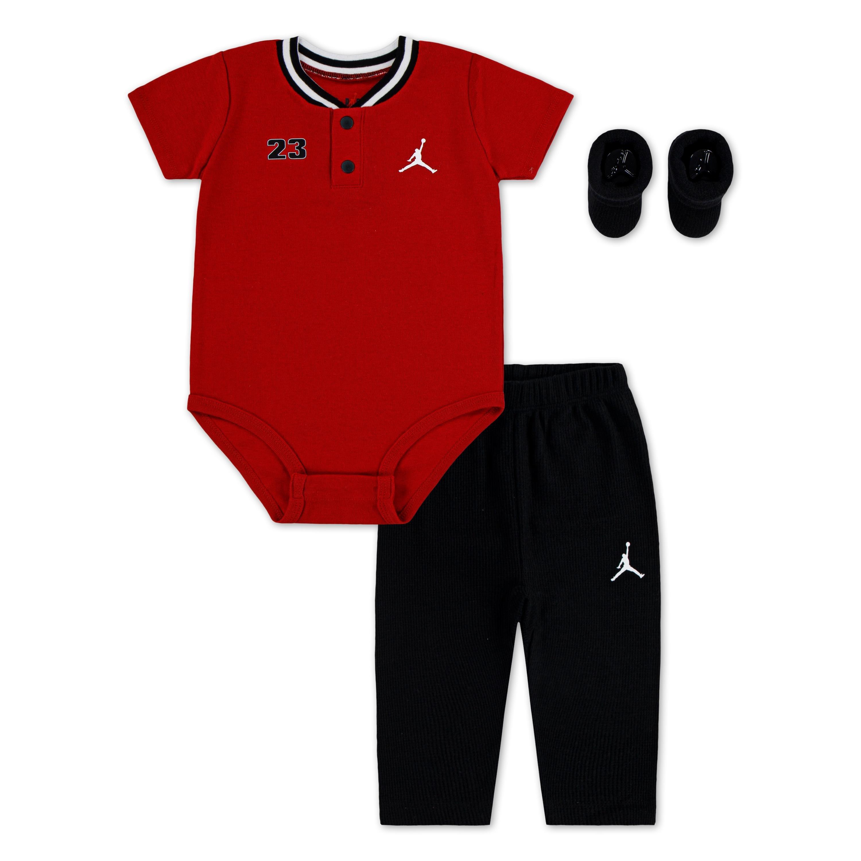 Color: RED