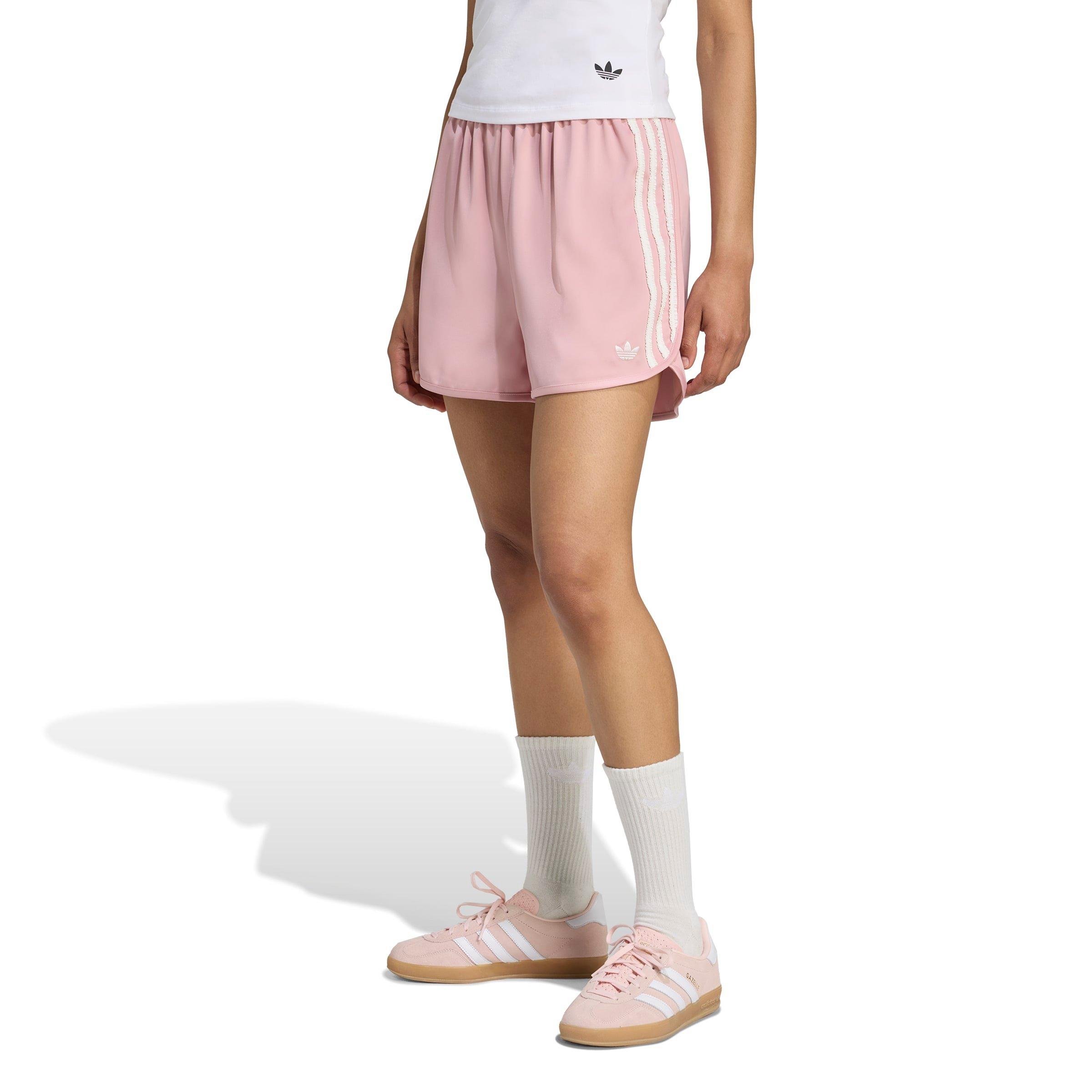 Color: PINK