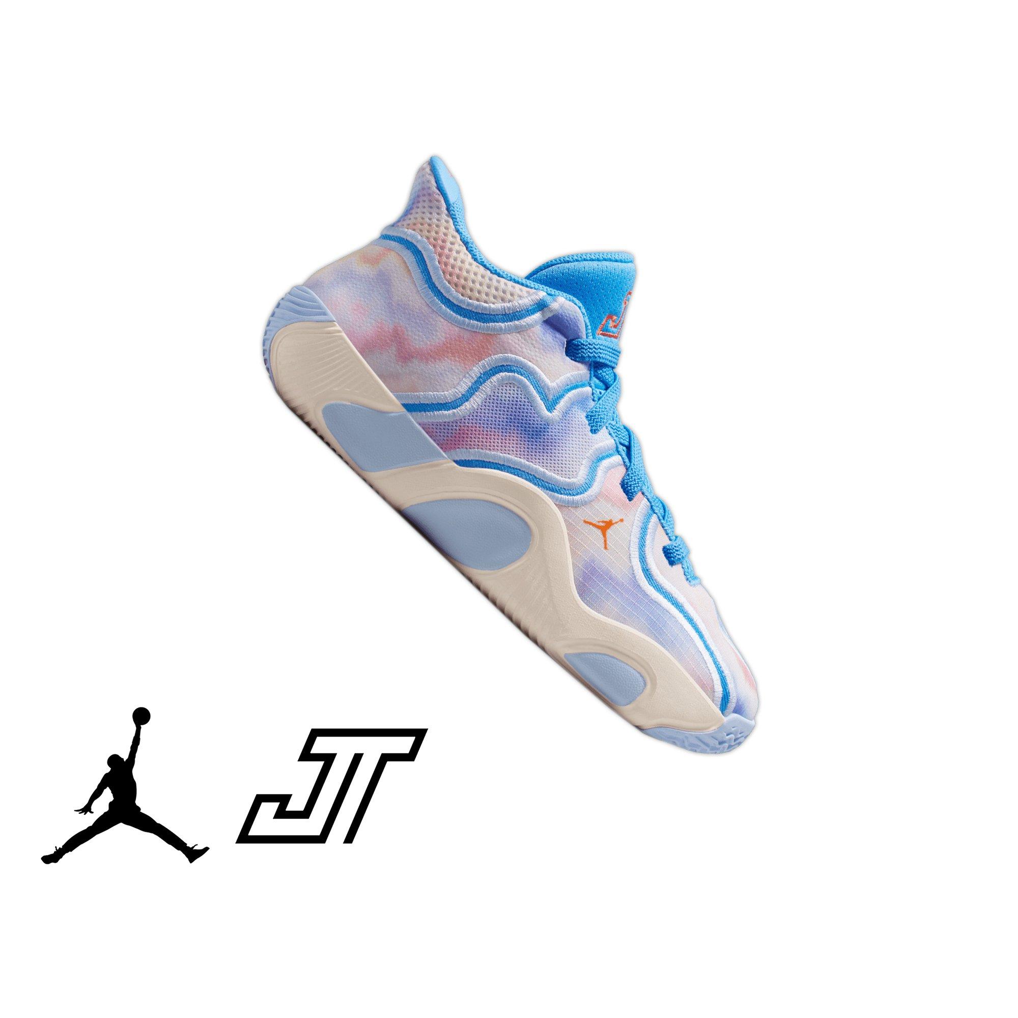 Color: UNIVERSITY BLUE/CAMELLIA/PALE IVORY