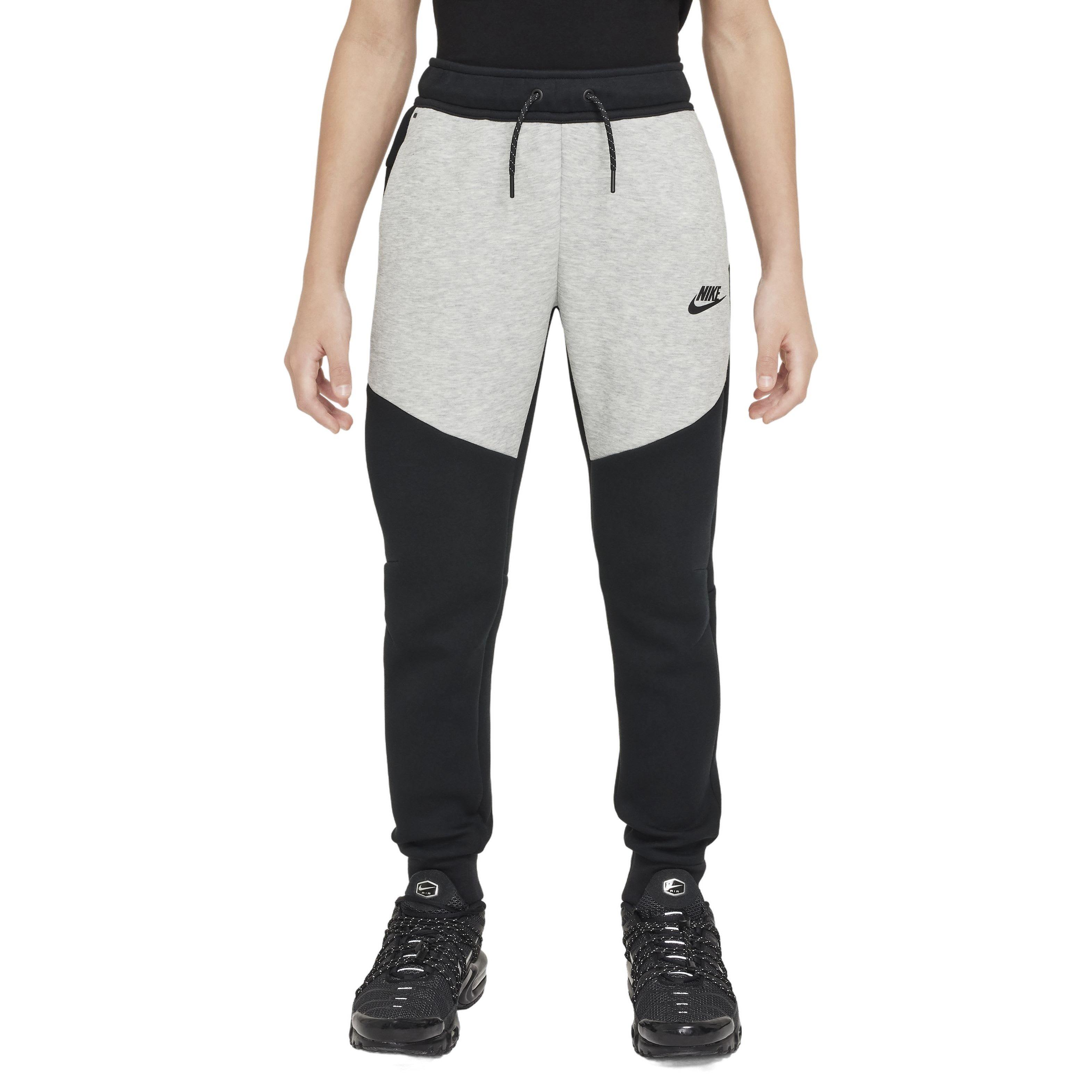 Color: BLACK