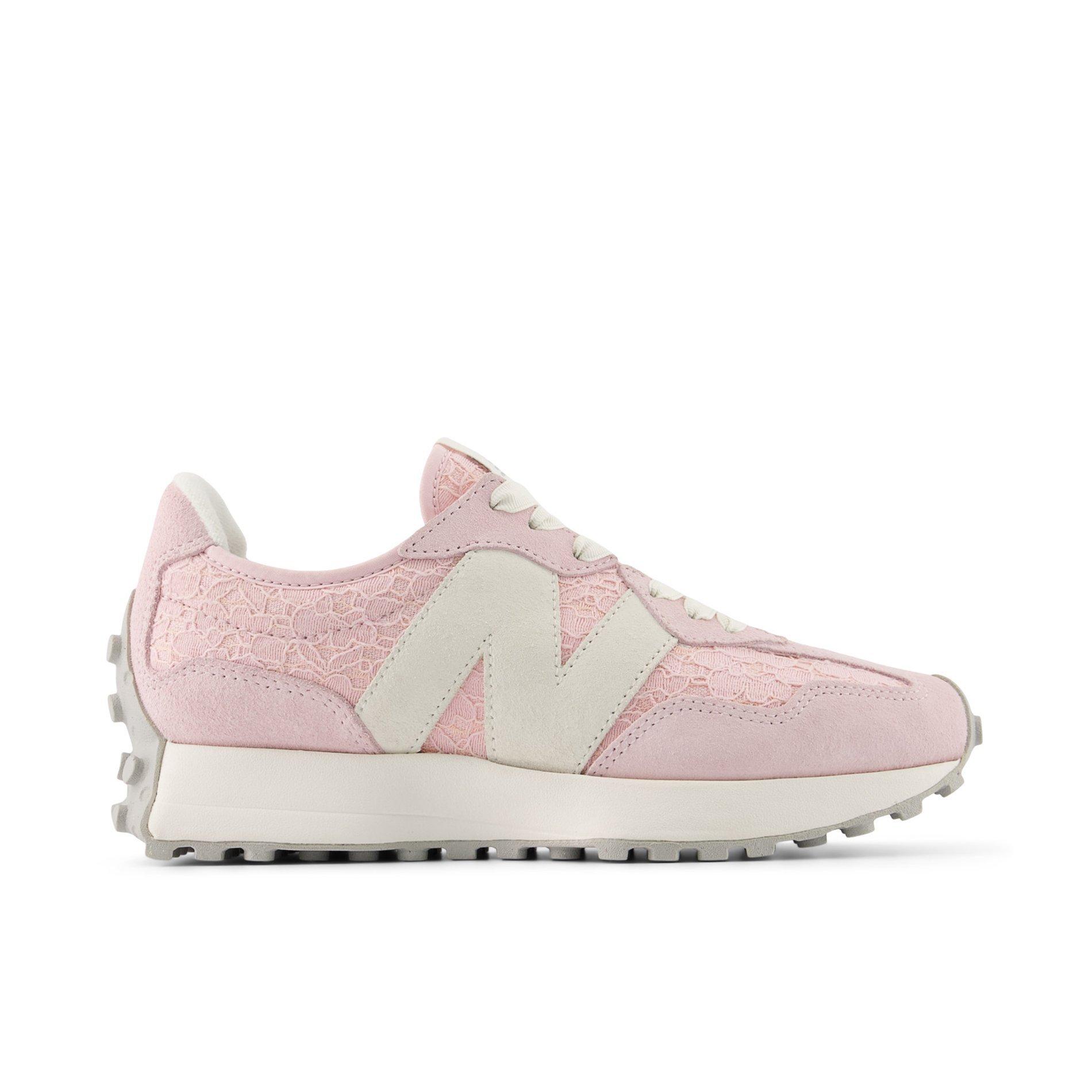 Color: PINK