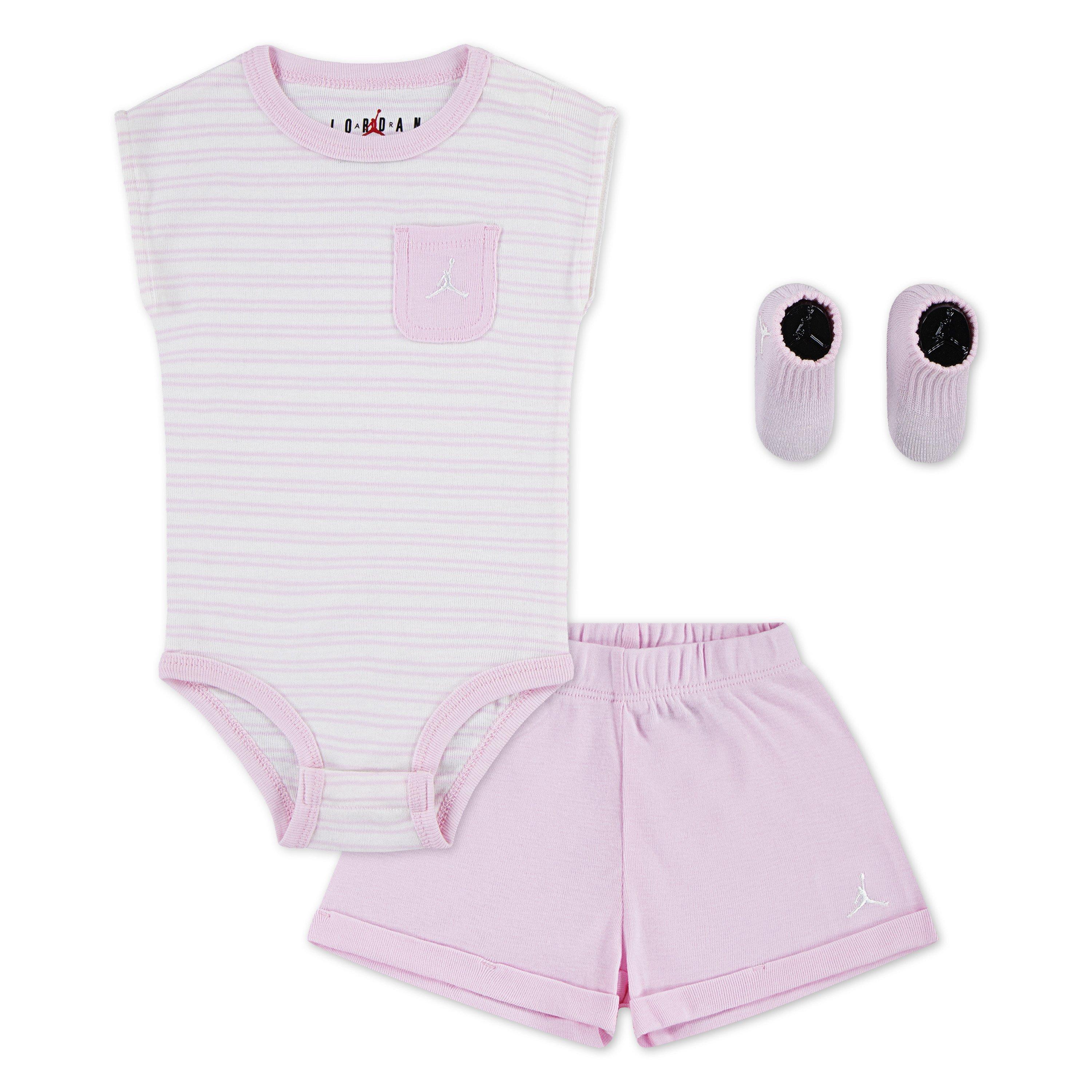 Color: PINK
