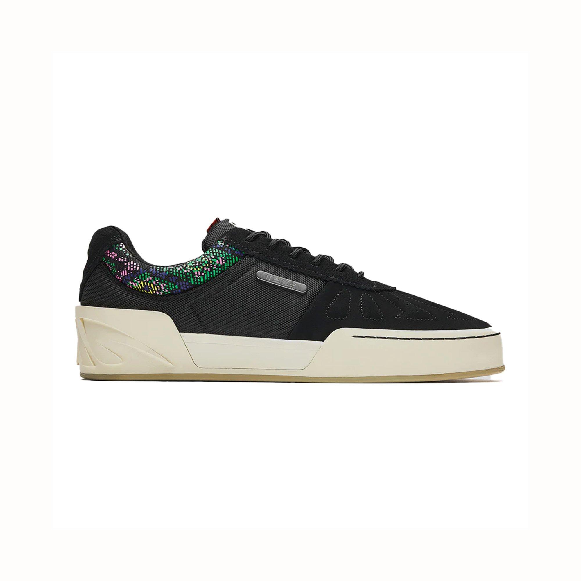 Color: BLACK