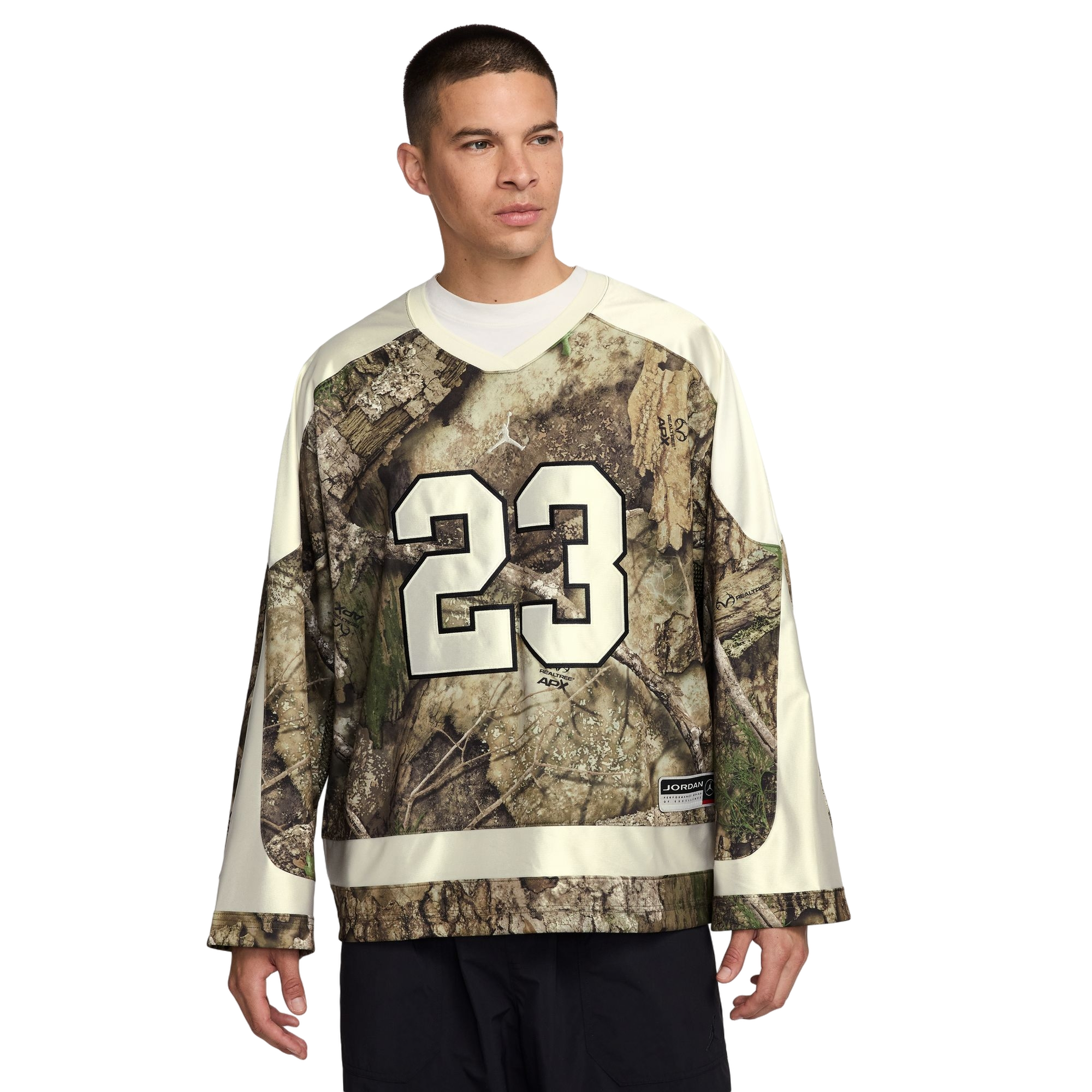 Color: CAMOUFLAGE