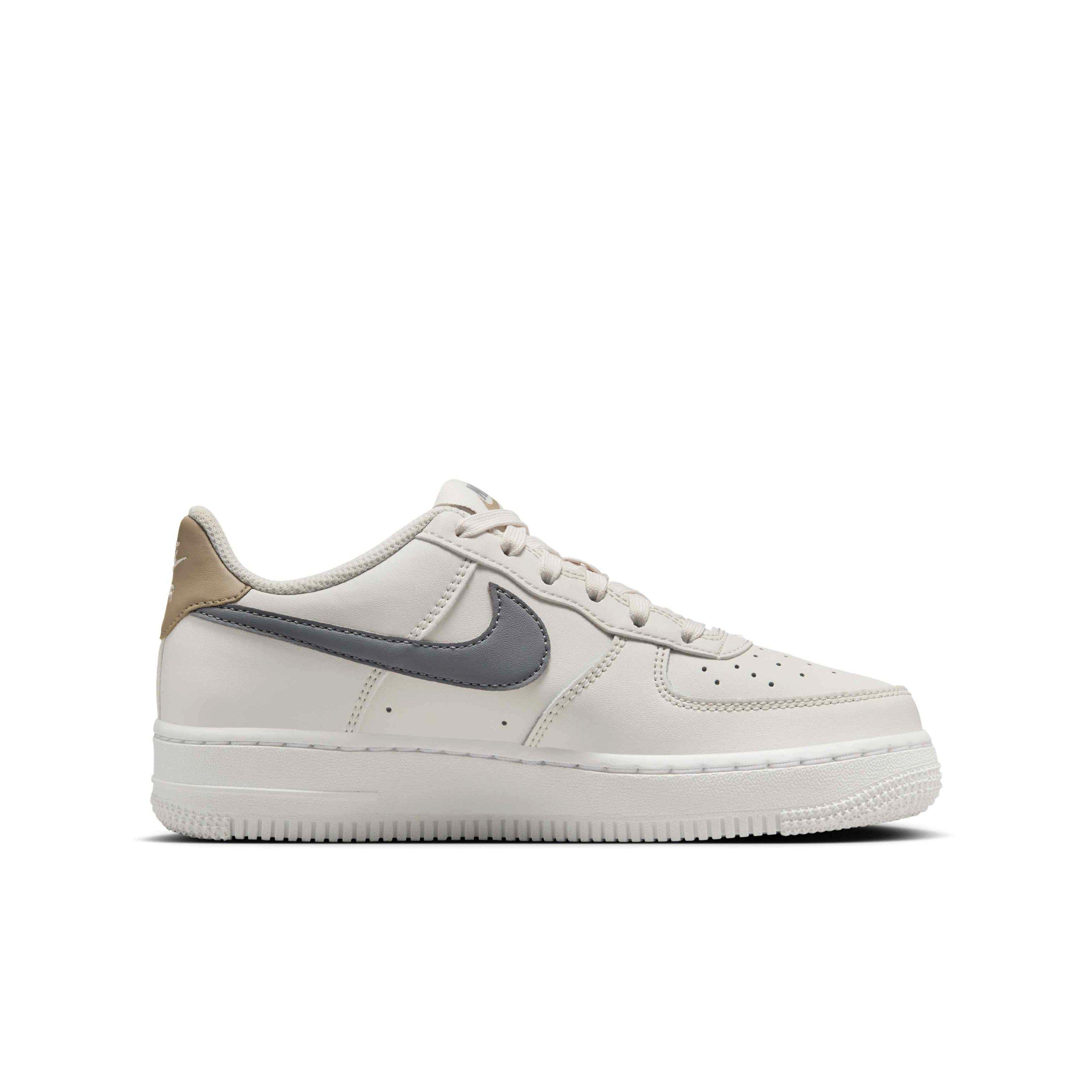 Color: PHANTOM/KHAKI/SAIL/GREY