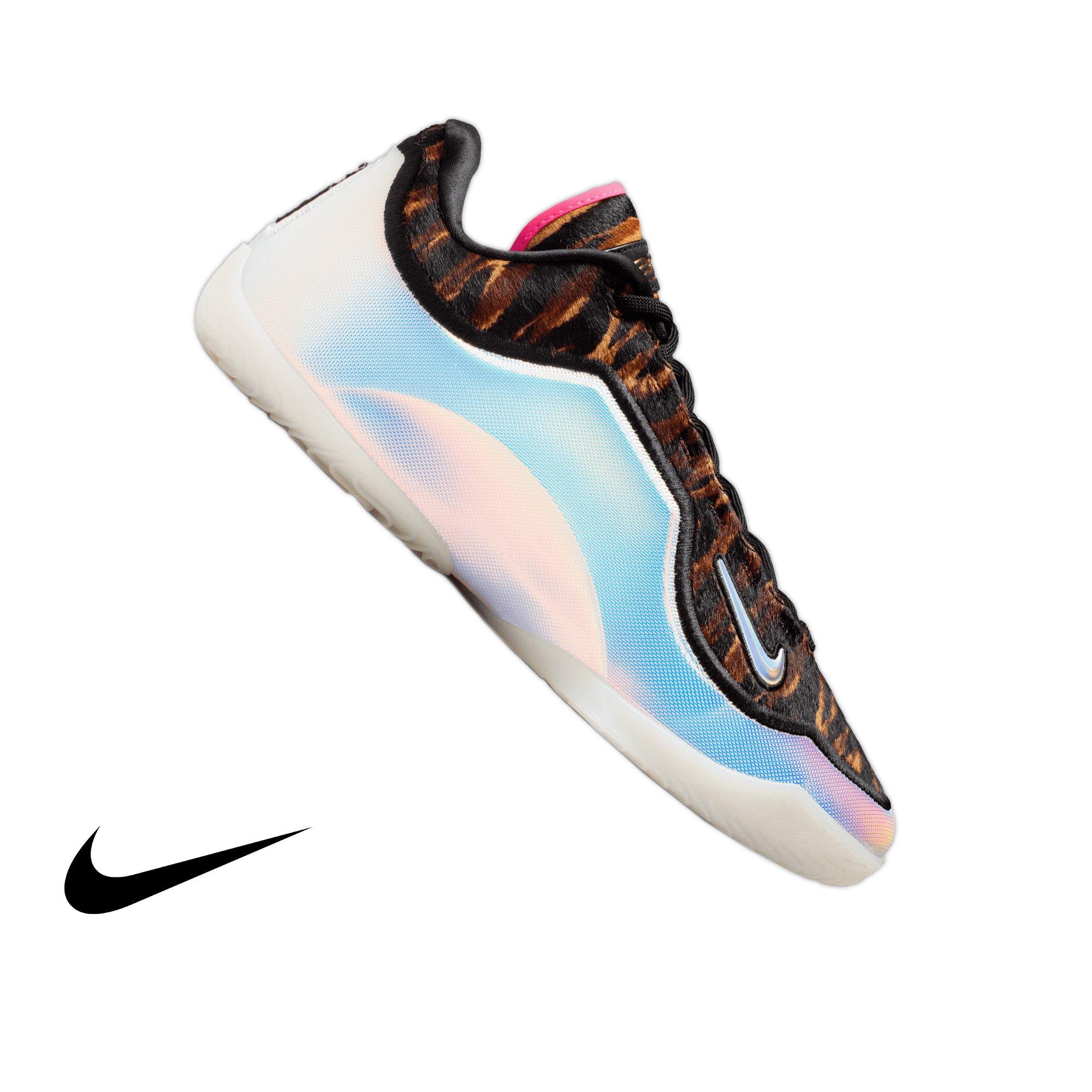 Color: WHITE/BLACK/HYPER PINK